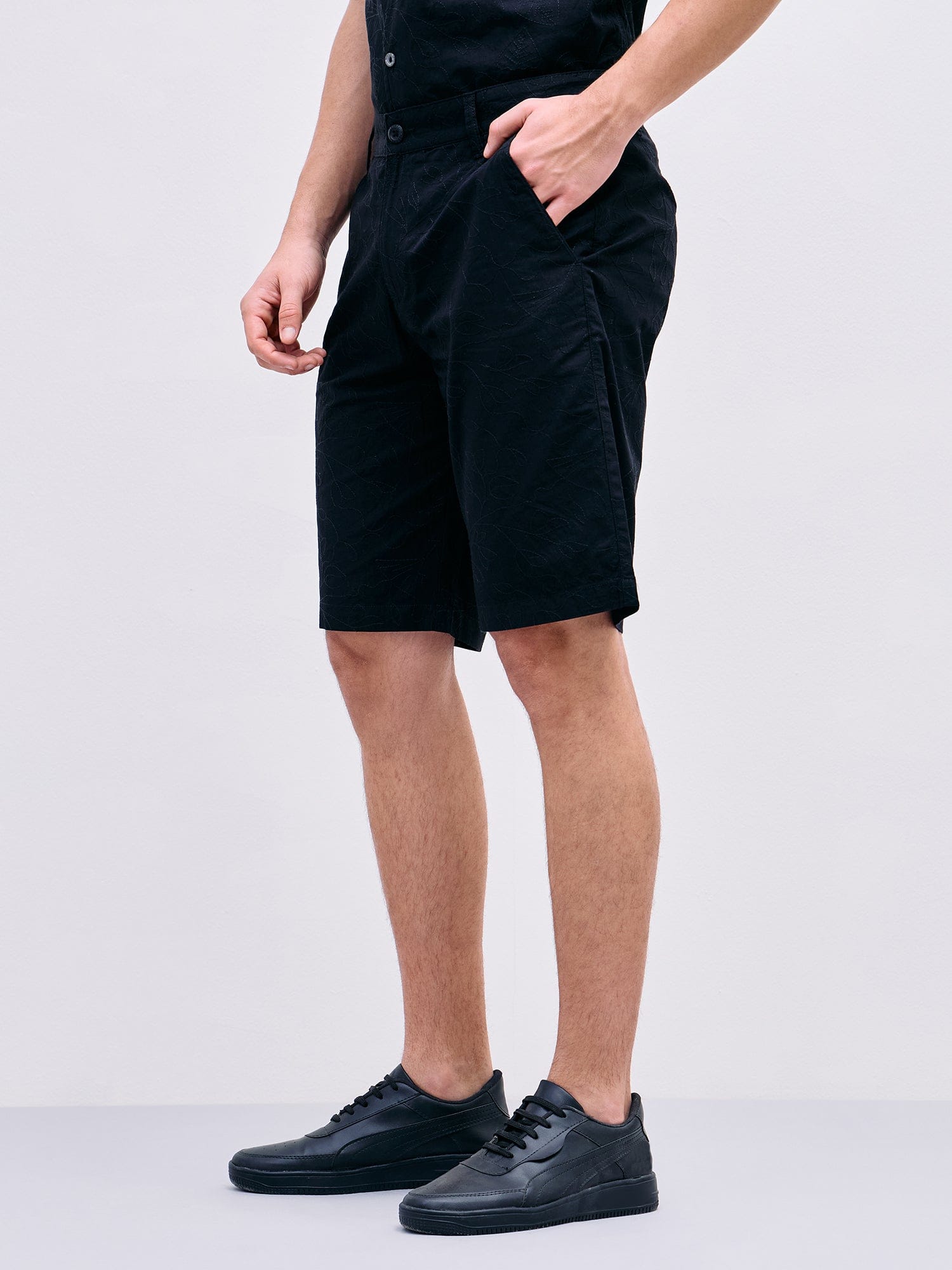 Iconic Men Black Regular Fit Textured Shorts
