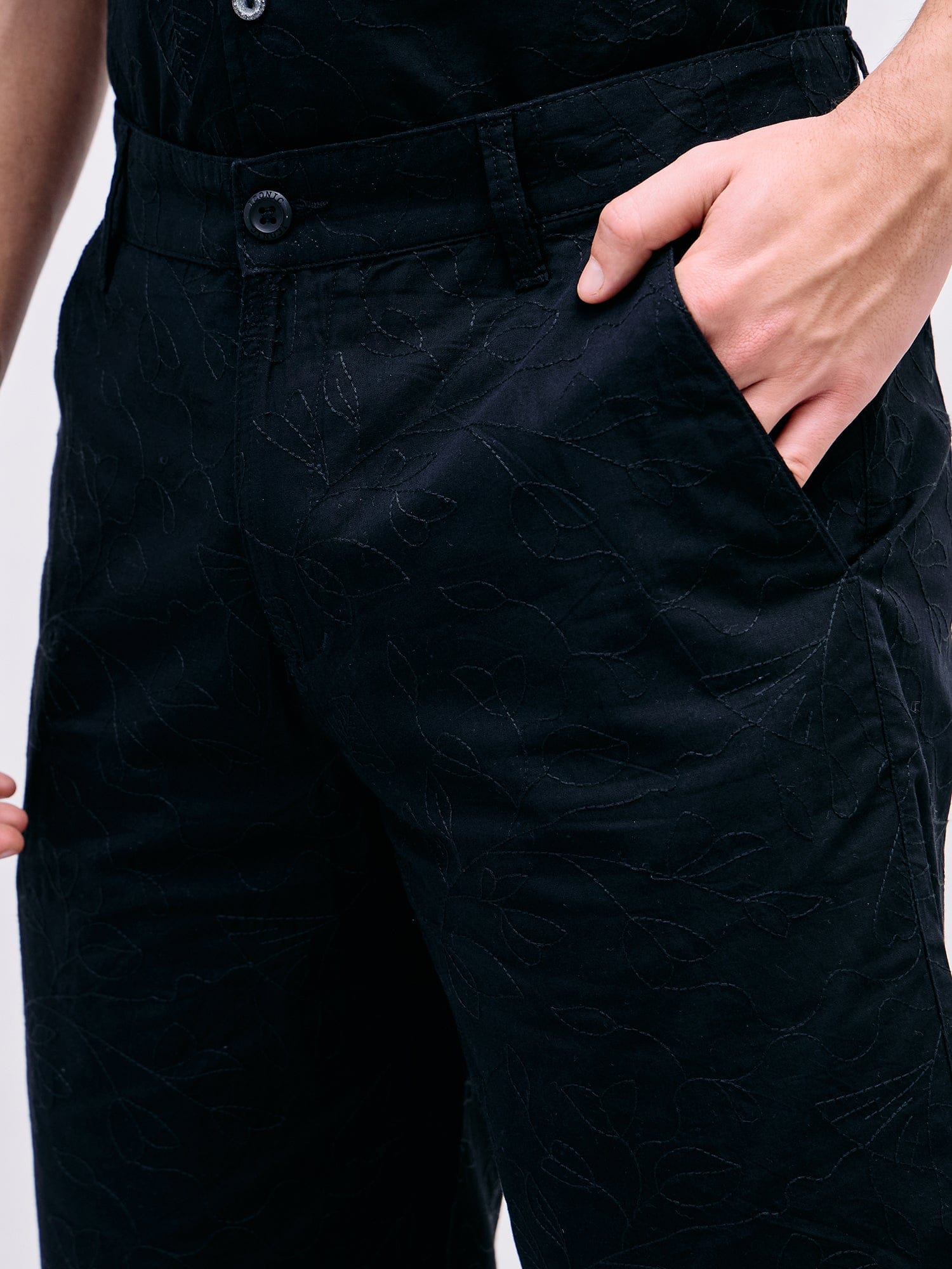 Iconic Men Black Regular Fit Textured Shorts