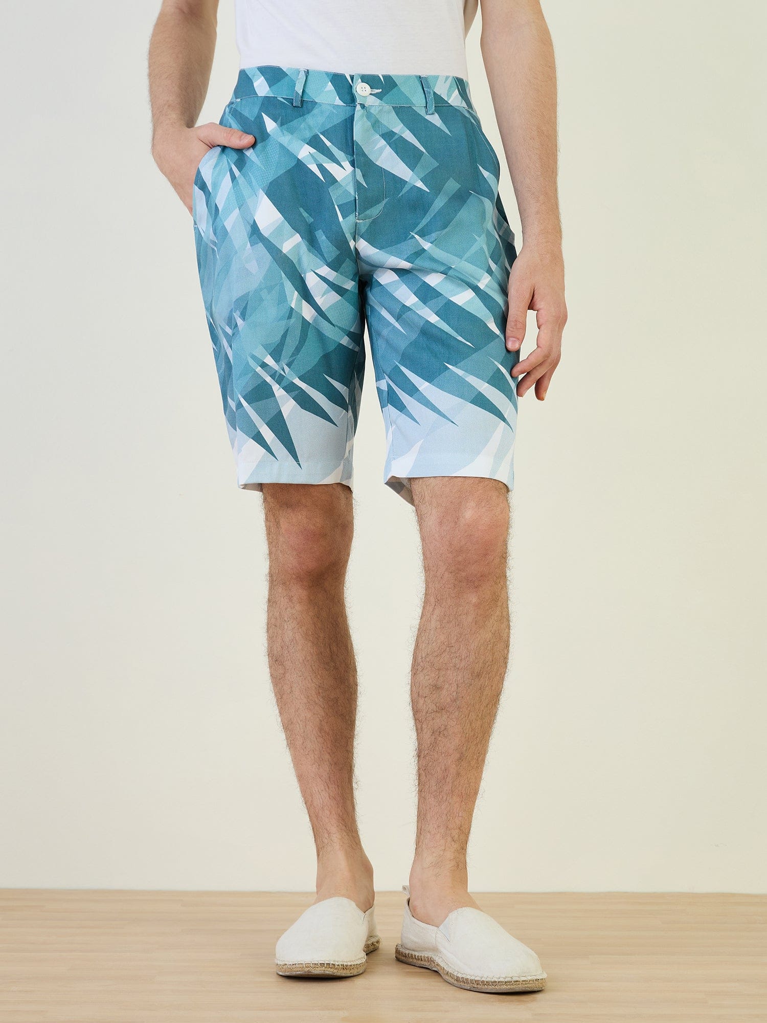 Iconic Men Blue Regular Fit Printed Shorts