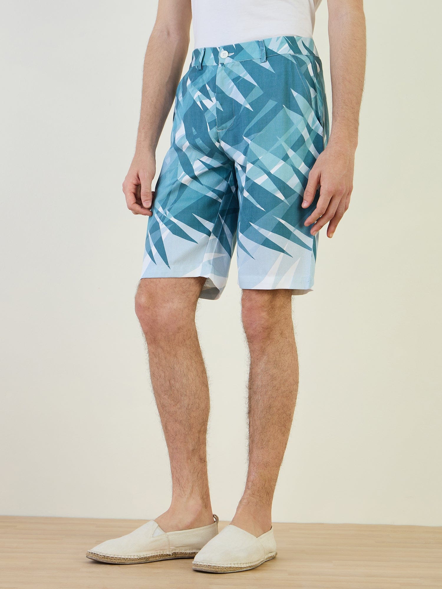 Iconic Men Blue Regular Fit Printed Shorts