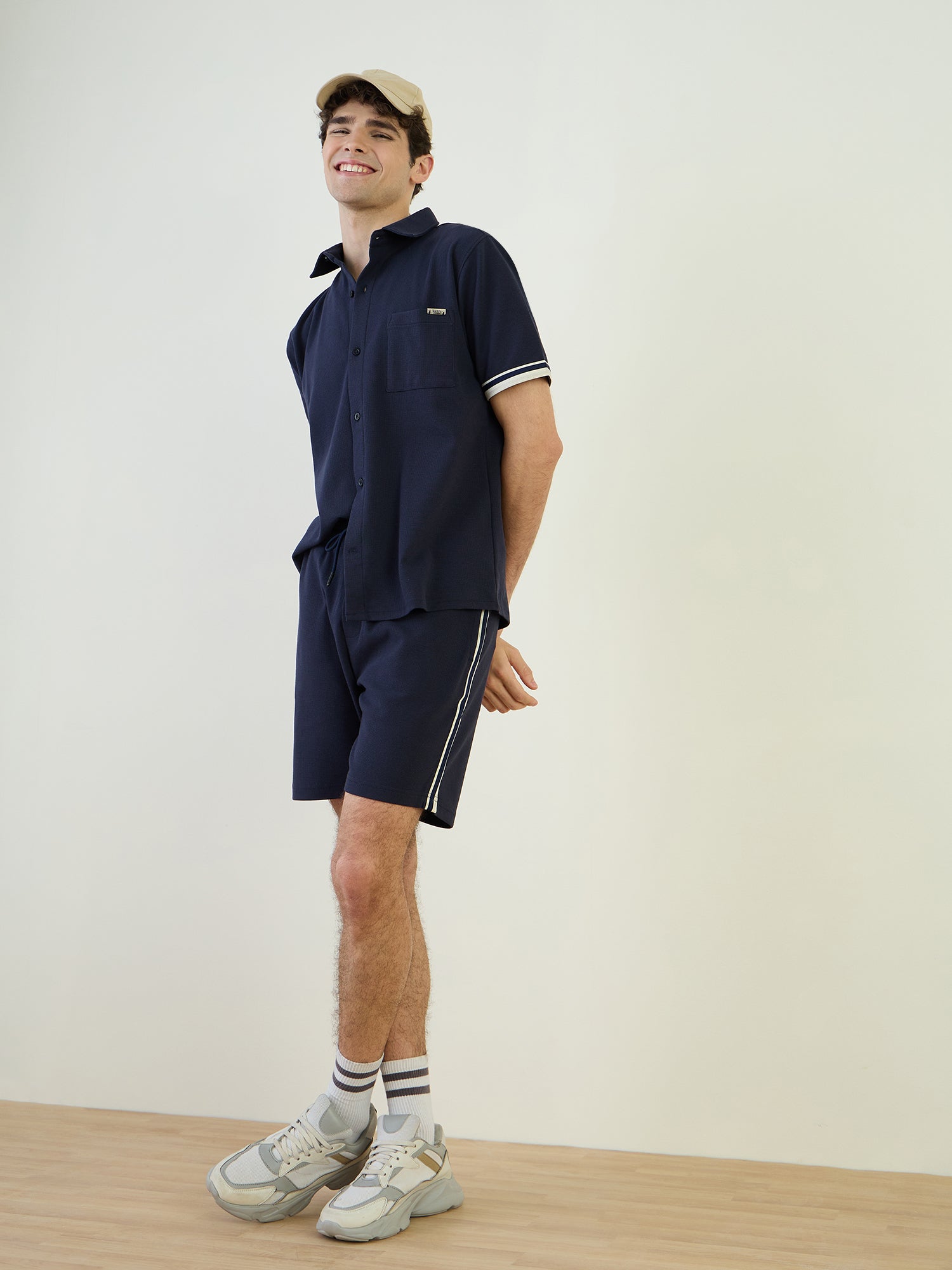 Iconic Men Blue Regular Fit Textured Shorts