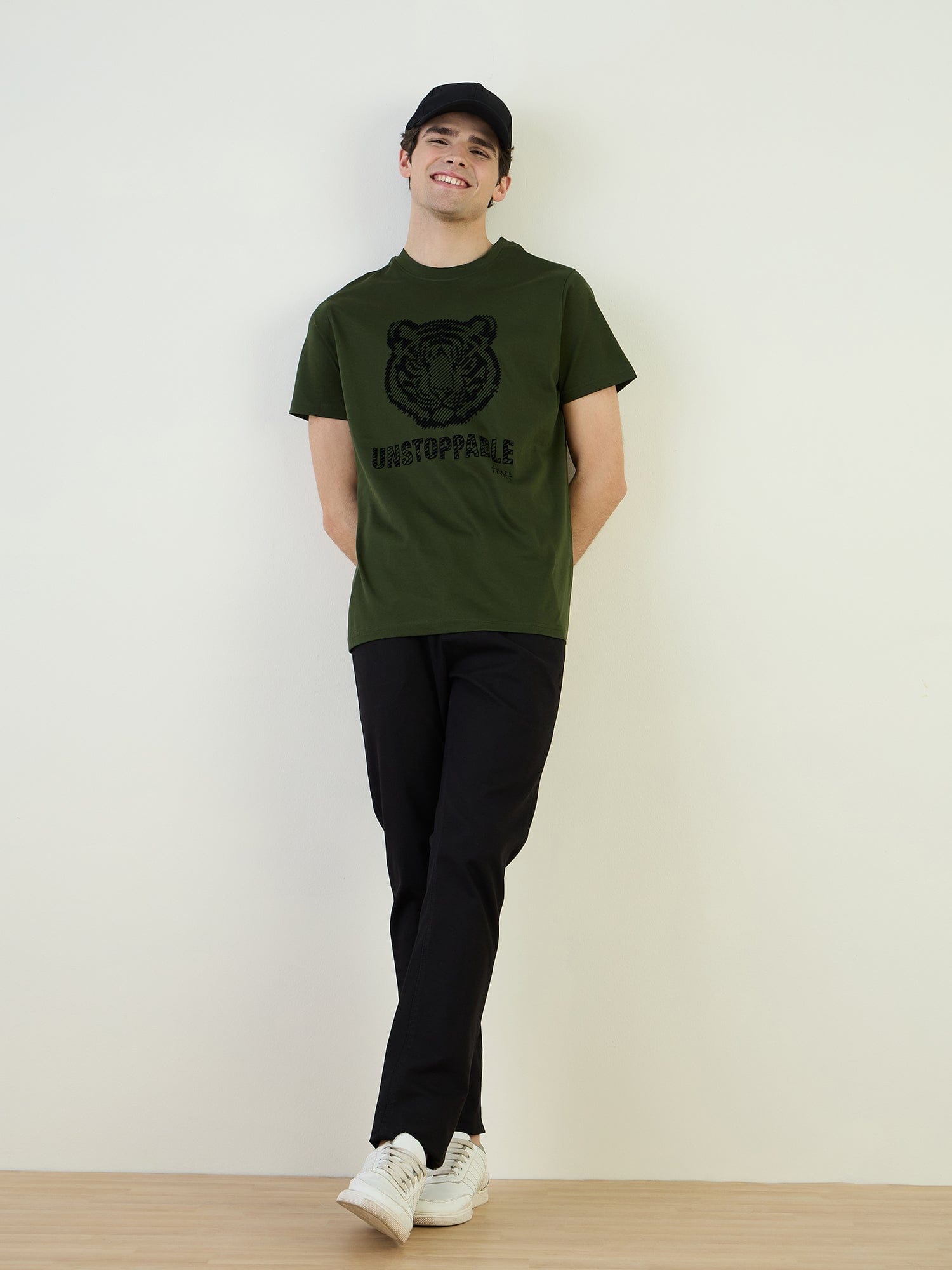 Iconic Men Green Graphic Crew Neck TShirt