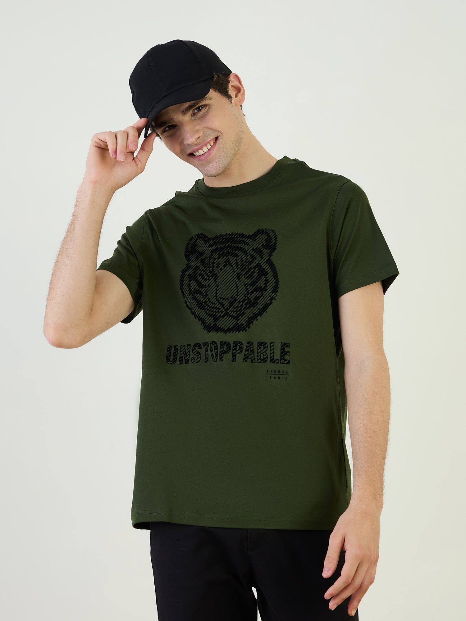 Iconic Men Green Graphic Crew Neck TShirt