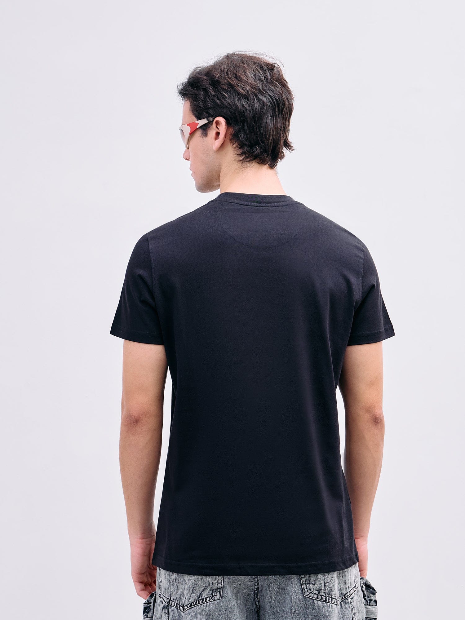 Iconic Men Black Crew Neck Tshirt