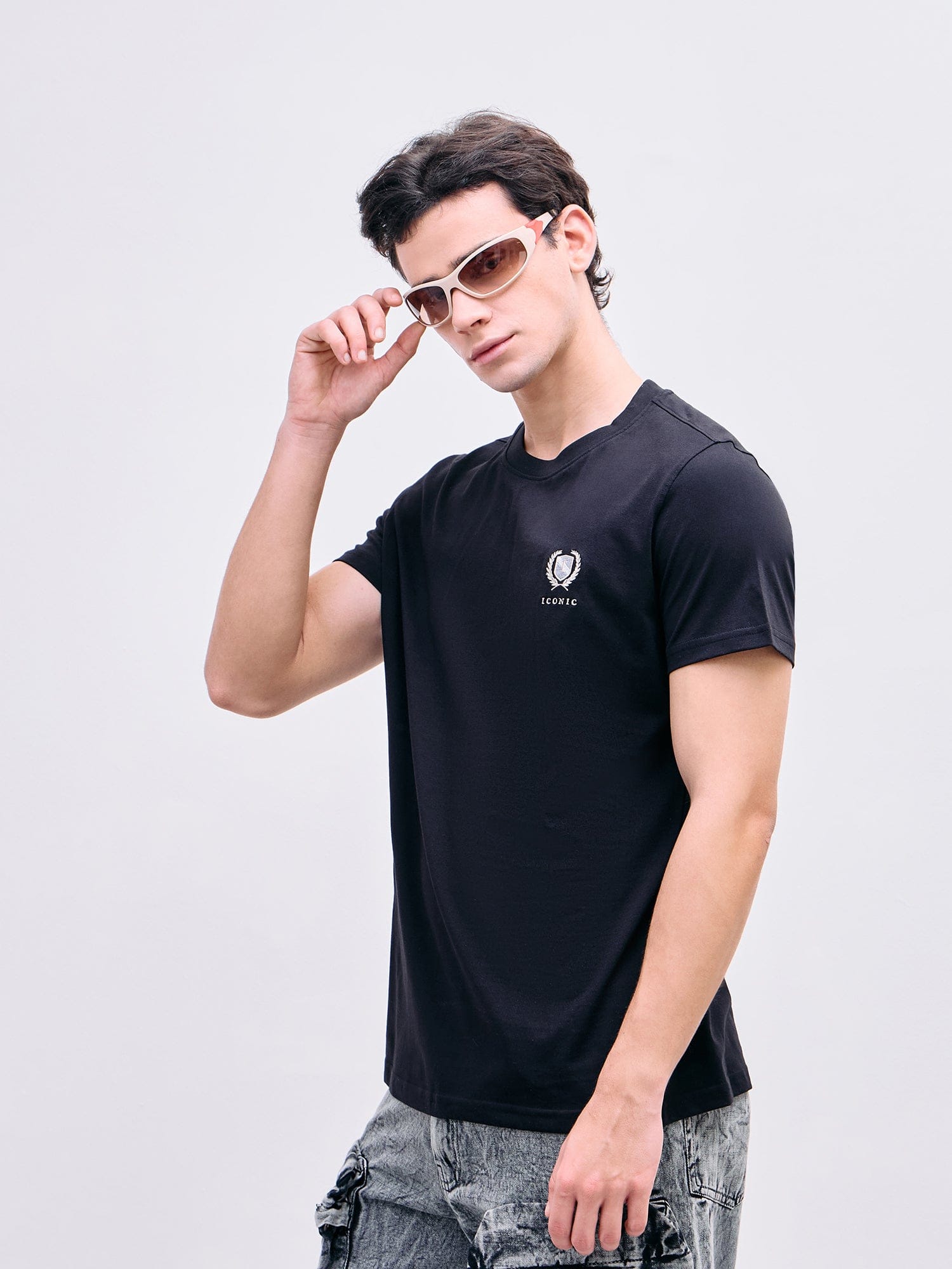 Iconic Men Black Crew Neck Tshirt