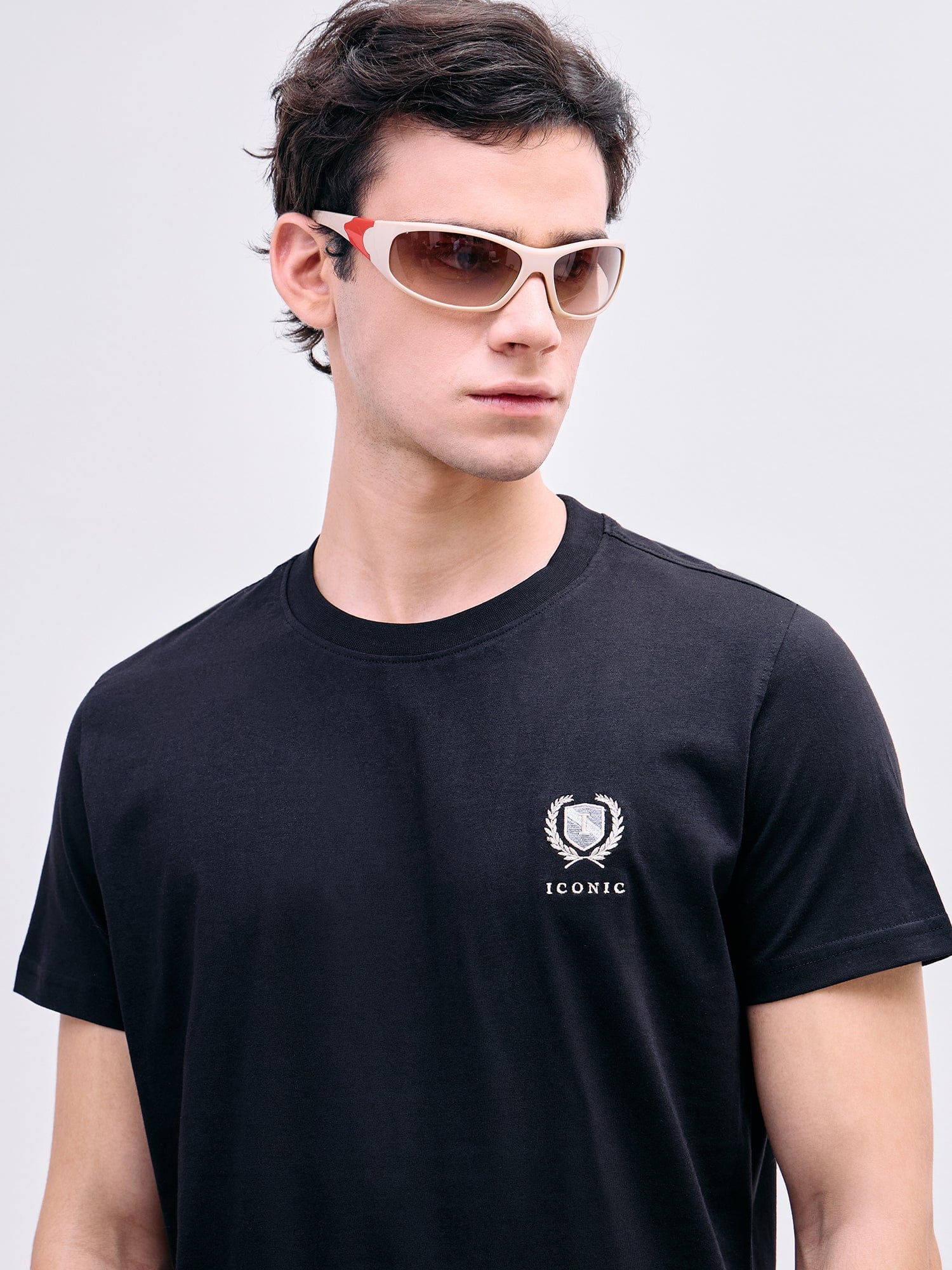 Iconic Men Black Crew Neck Tshirt