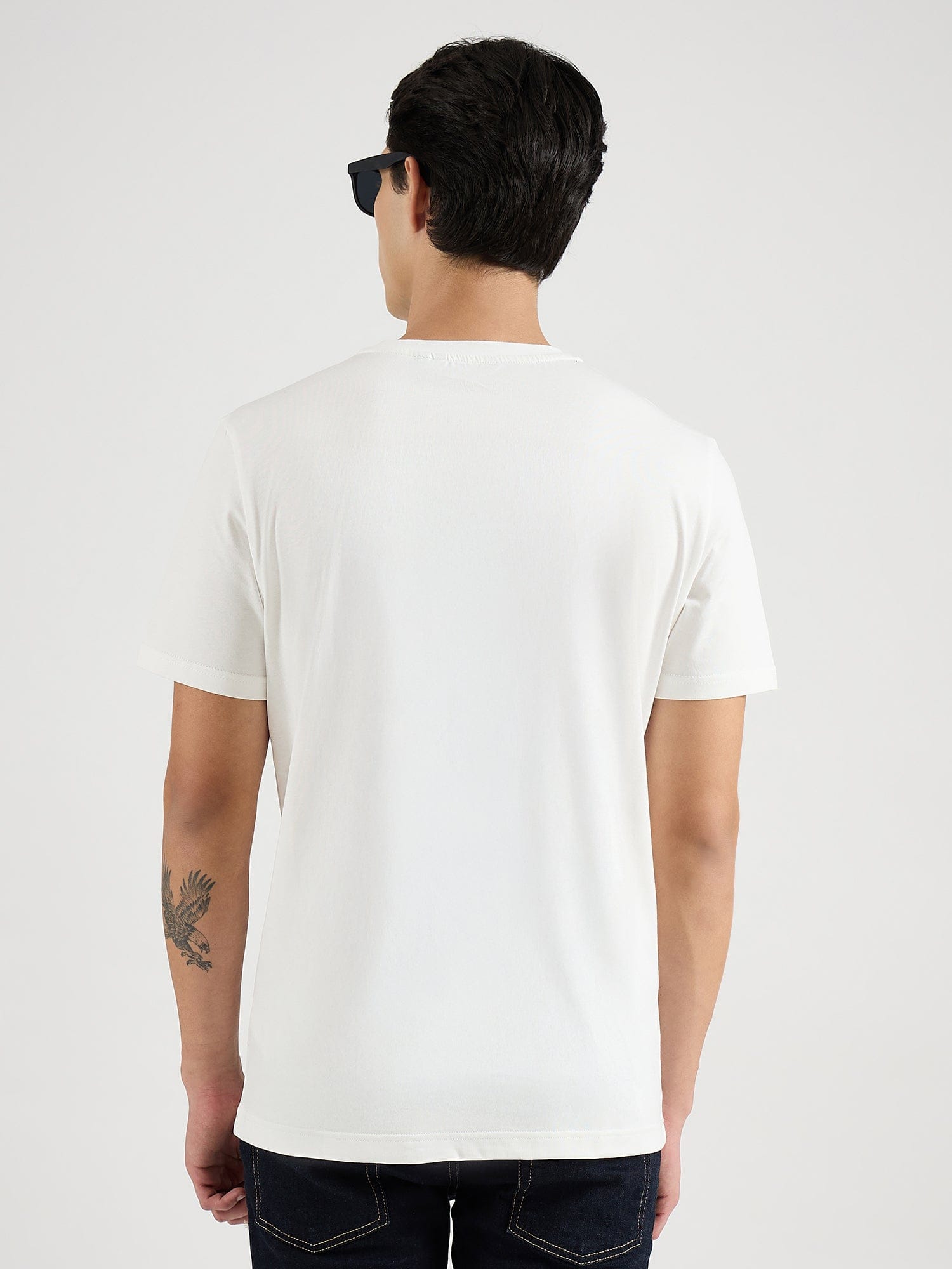 Antony Morato Men Cream Solid Round Neck Tshirt
