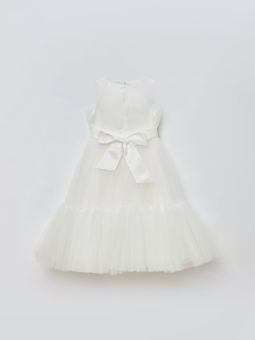 Blue Giraffe Girls White Solid U Neck Dress