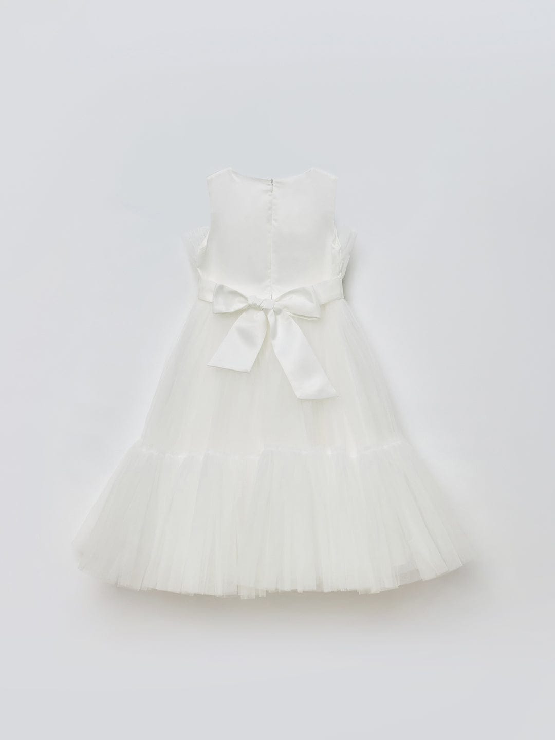 Blue Giraffe Girls White Solid U Neck Dress