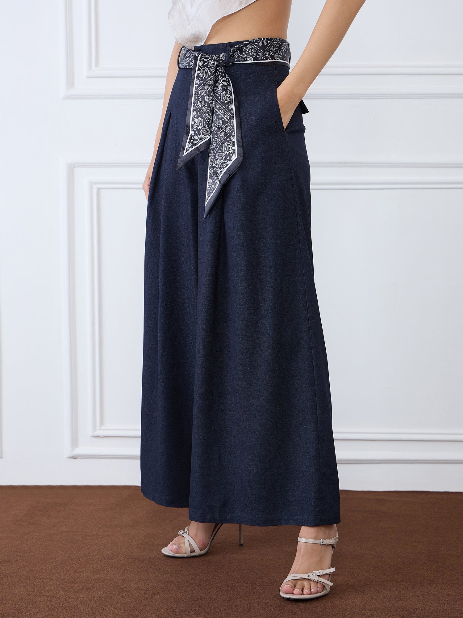 Iconic Women Blue Baggy Fit Solid Trouser