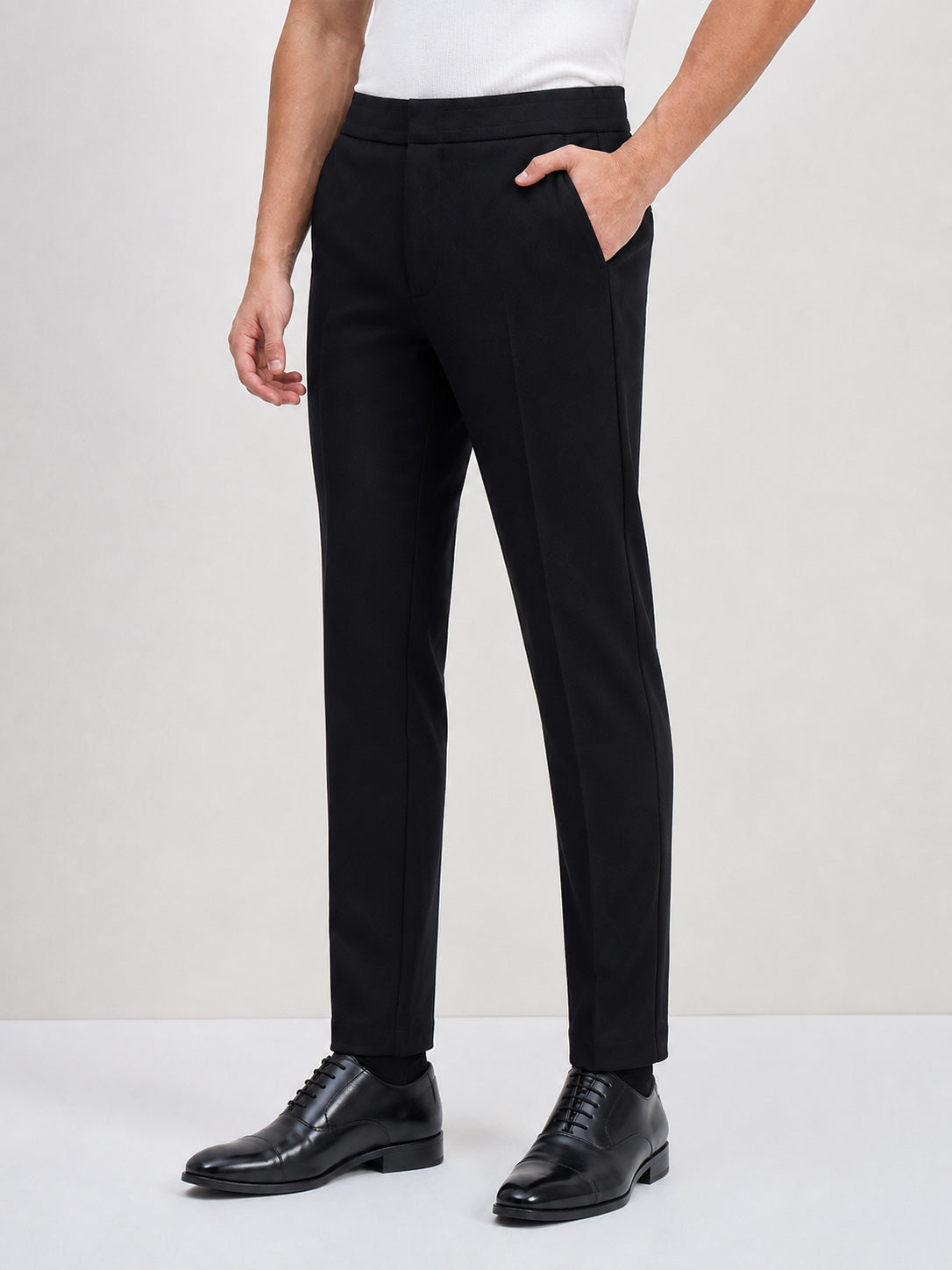 ICONIC Men Black Regular Fit Trouser