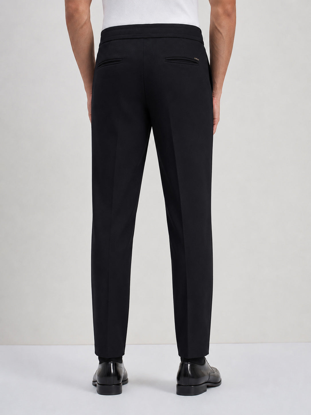 ICONIC Men Black Regular Fit Trouser