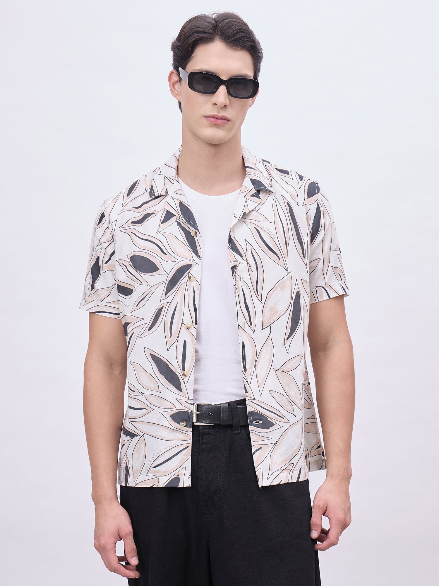 Iconic Men Beige Printed Resort Collar Shirt