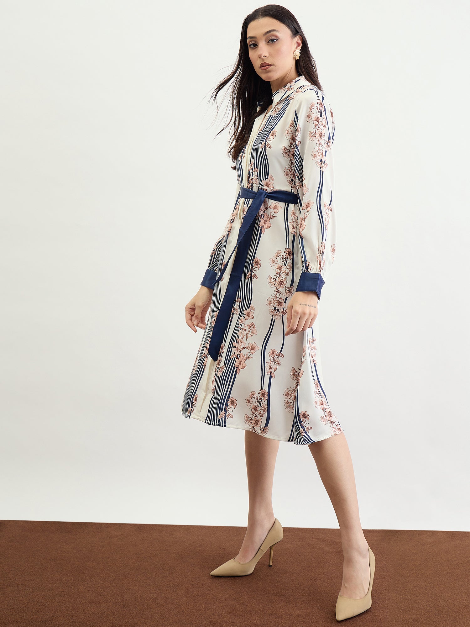 Iconic Women Cream Printed Collar Dress
