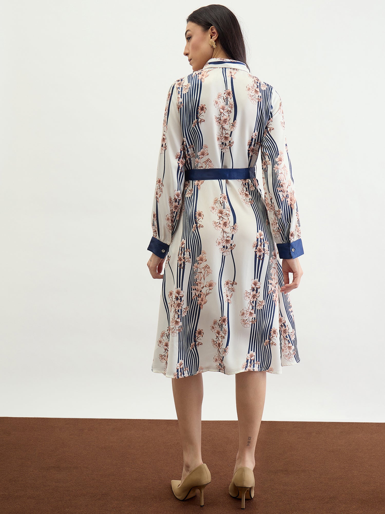 Iconic Women Cream Printed Collar Dress