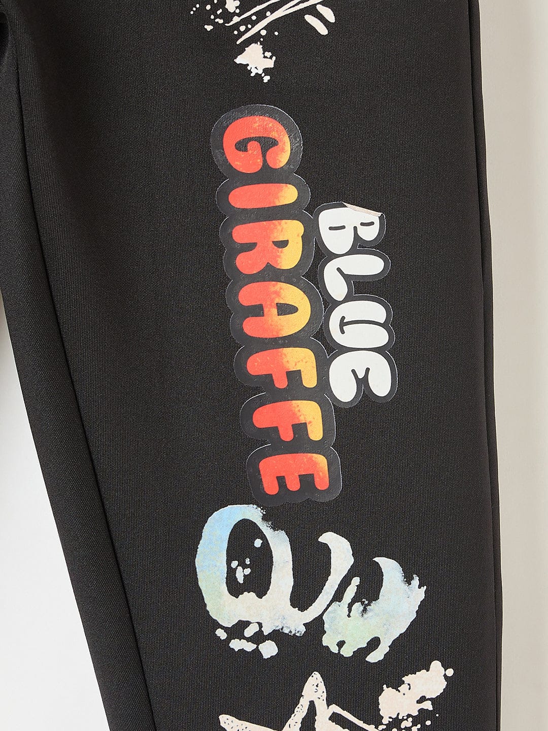 Blue Giraffe Boys Black Regular Fit Graphic Sweatpant