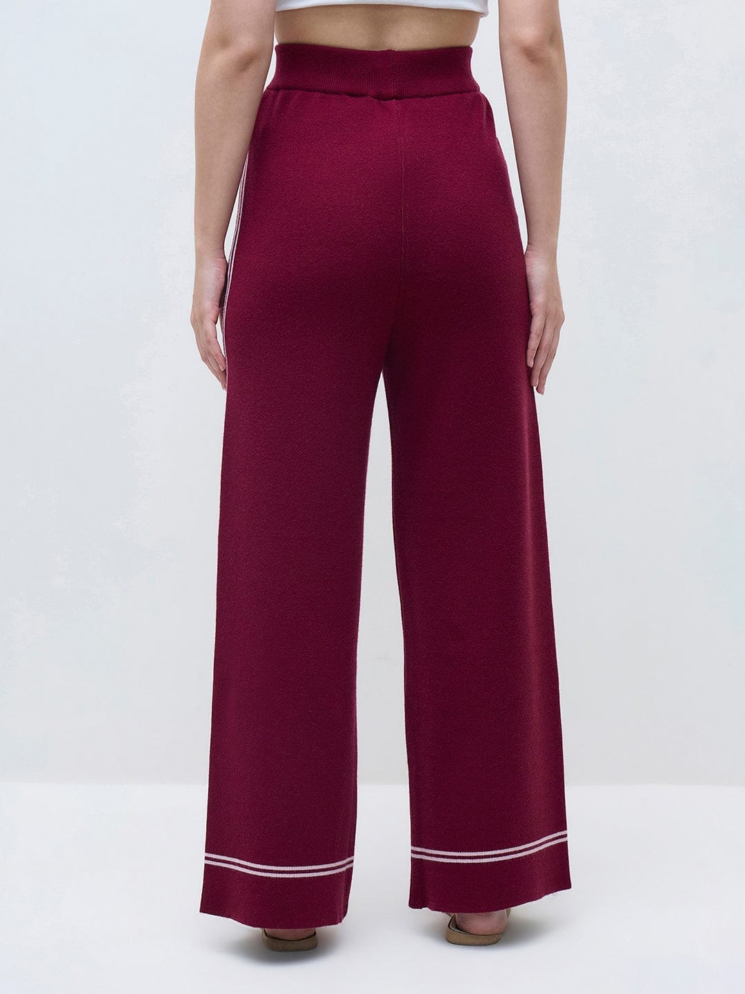 ELLE Women Wine Blended Solid Flat Knitted Ribbed Sweatpant