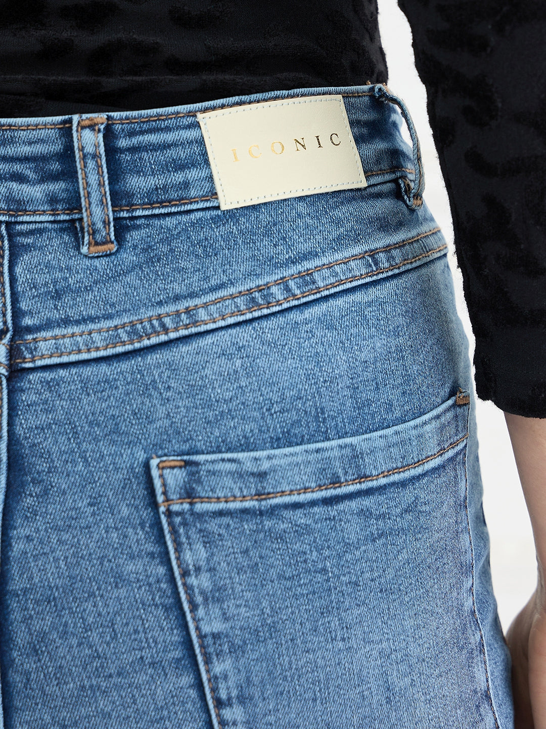 Iconic Women Blue Slim Fit Mid Rise Jeans