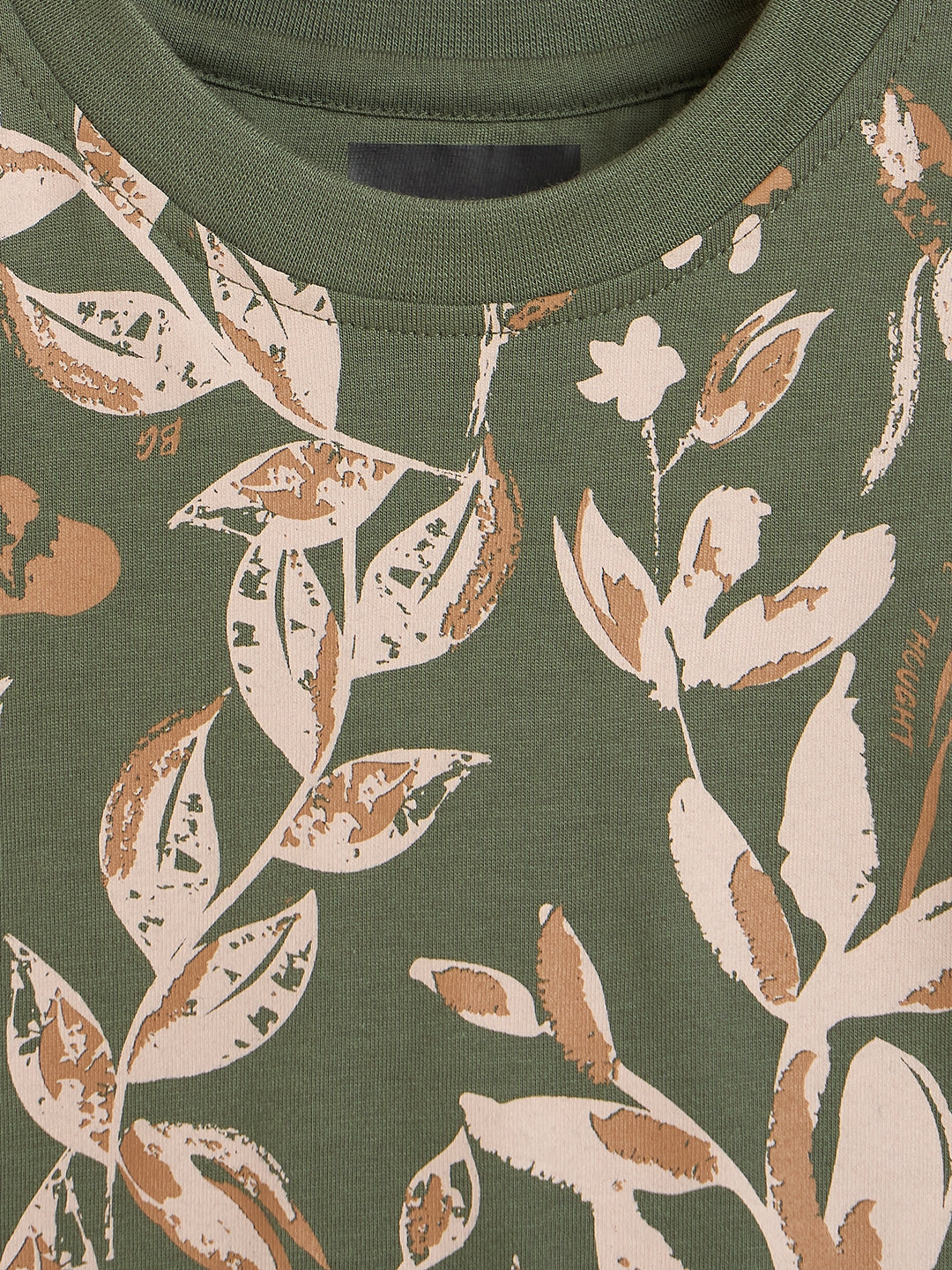 Blue Giraffe Boys Olive Green Printed Regular Fit Pure Cotton T-Shirt