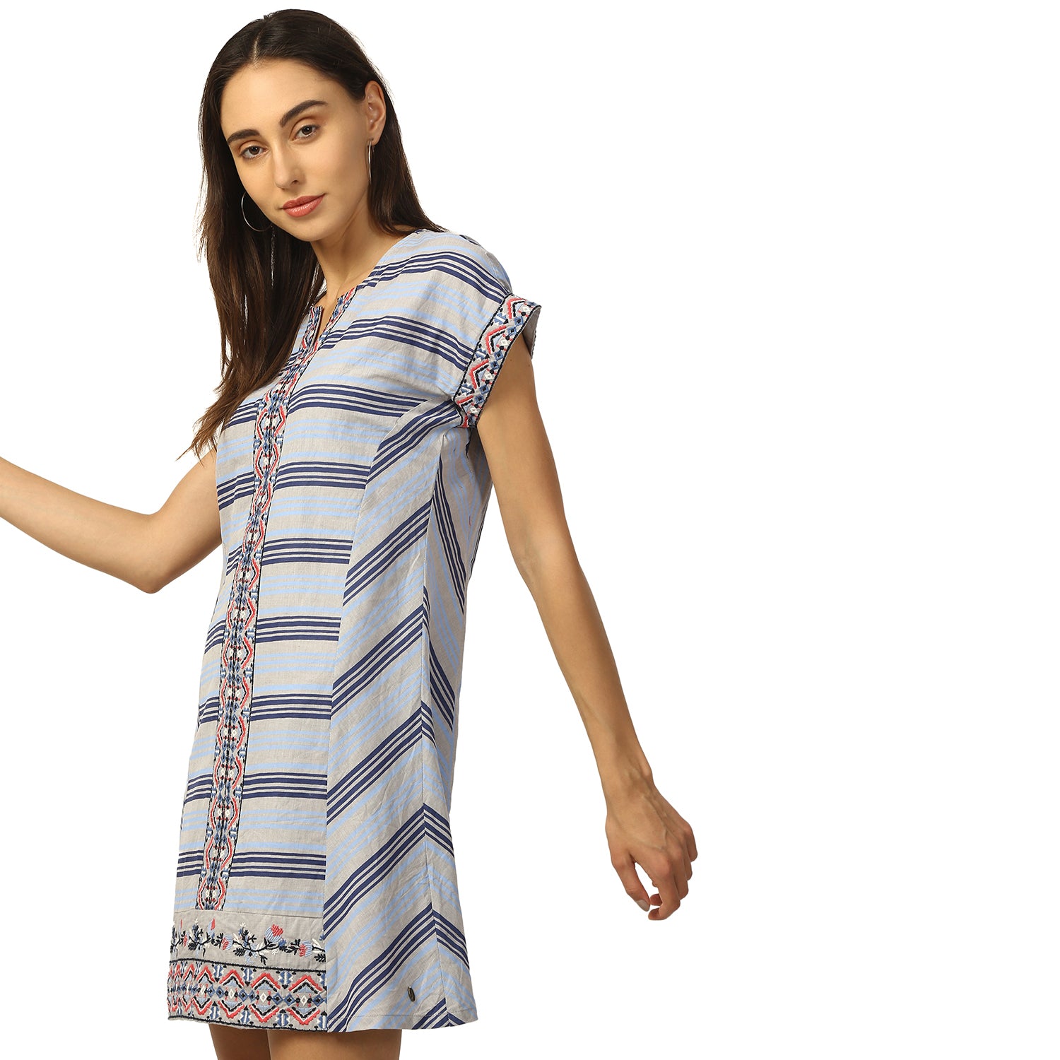 Elle Women Blue Printed Round Neck Dress