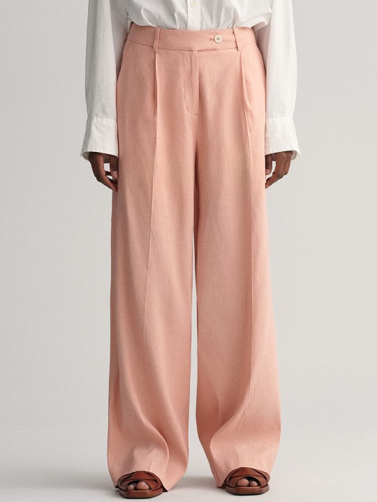 Gant Women Mid-Rise Pleated Parallel Trouser