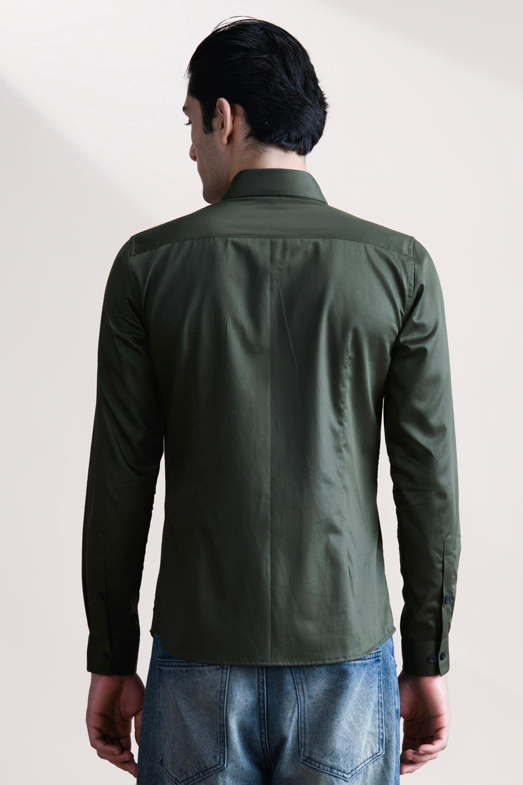 Abkasa Men Green Slim Fit Cotton Shirt