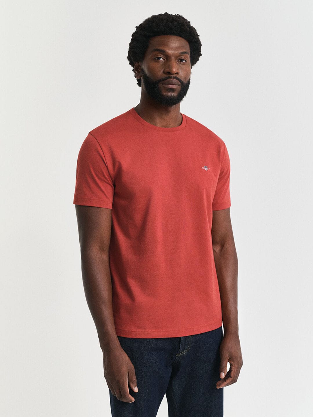 Gant Men Red Solid Crew Neck Tshirt