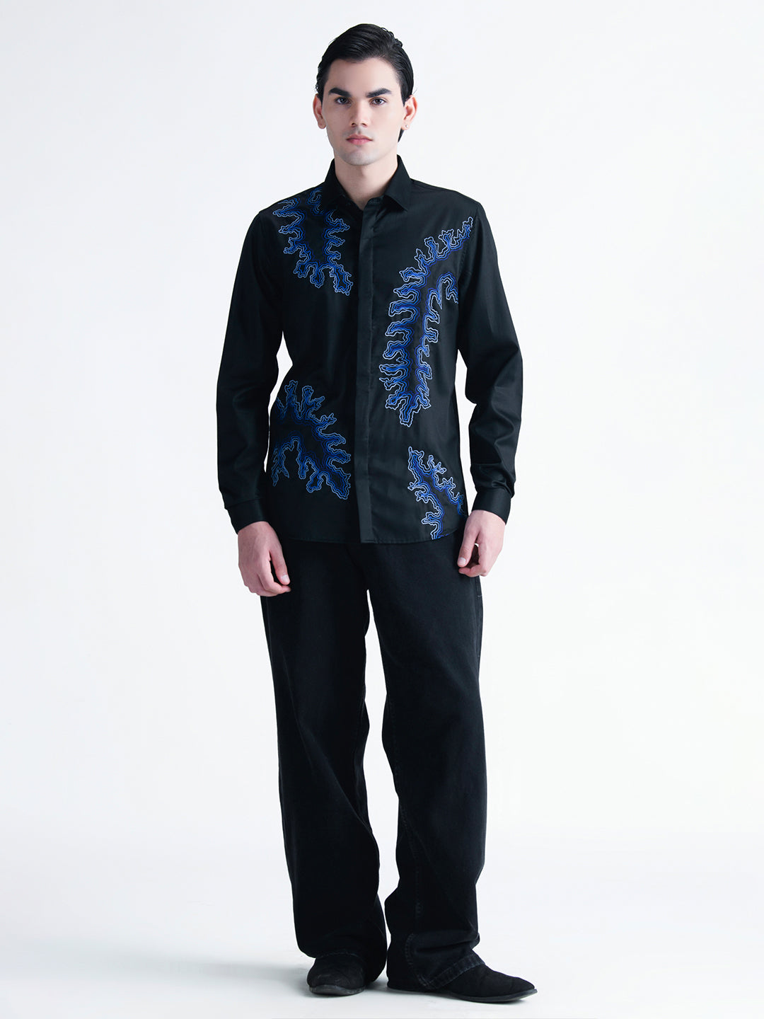 Abkasa Men Black Embroidered Collar Shirt