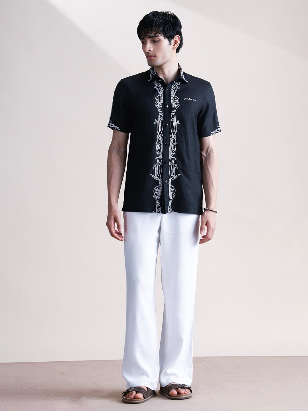 Abkasa Men Black Collar Shirt