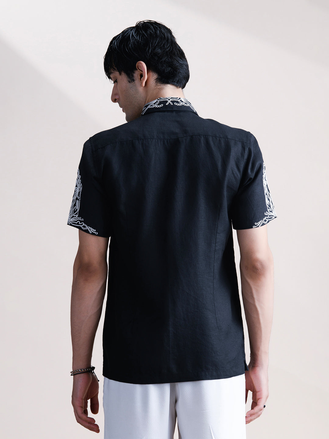 Abkasa Men Black Collar Shirt