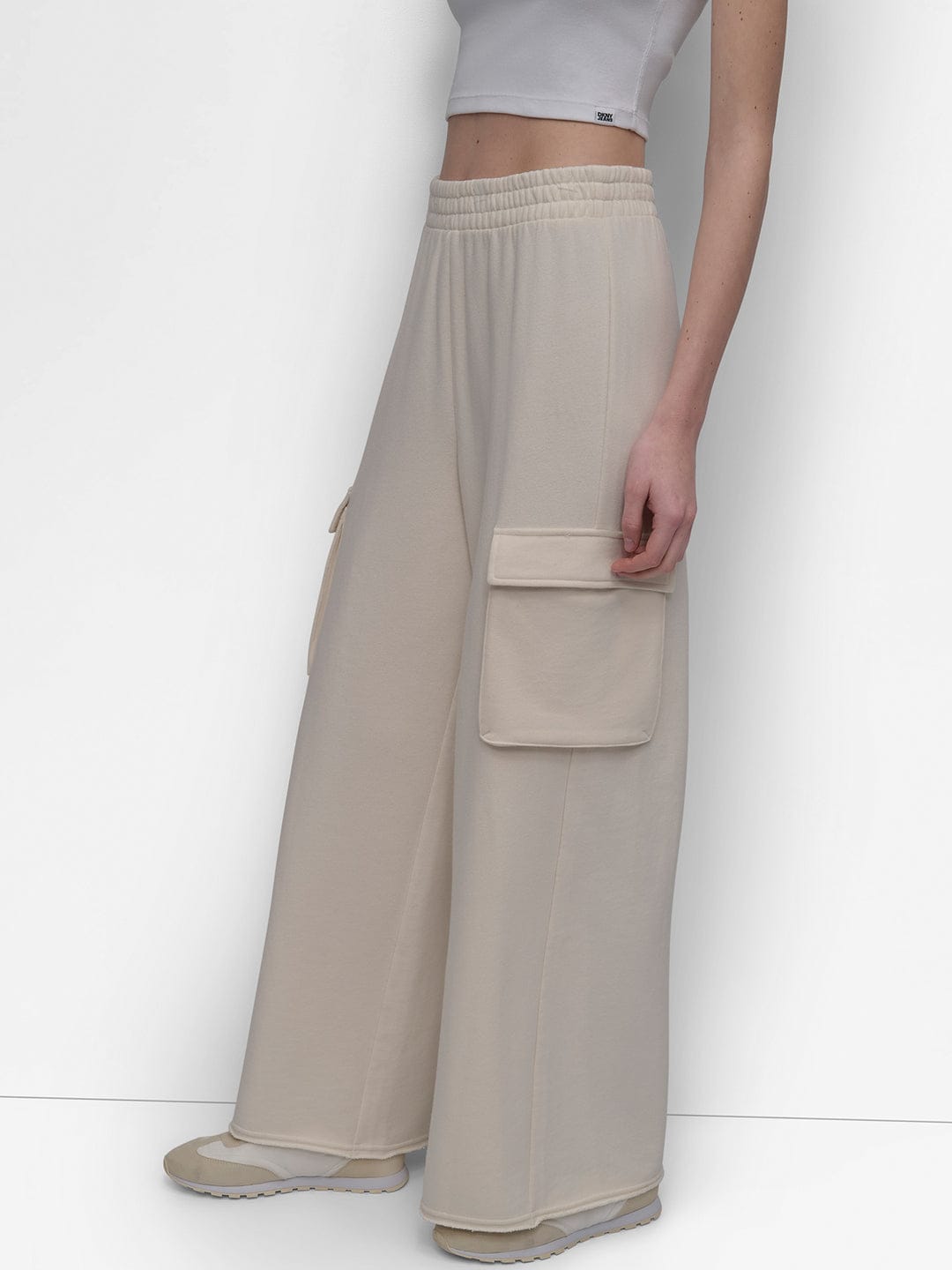 DKNY Women Cream Oversized Fit Solid Trouser