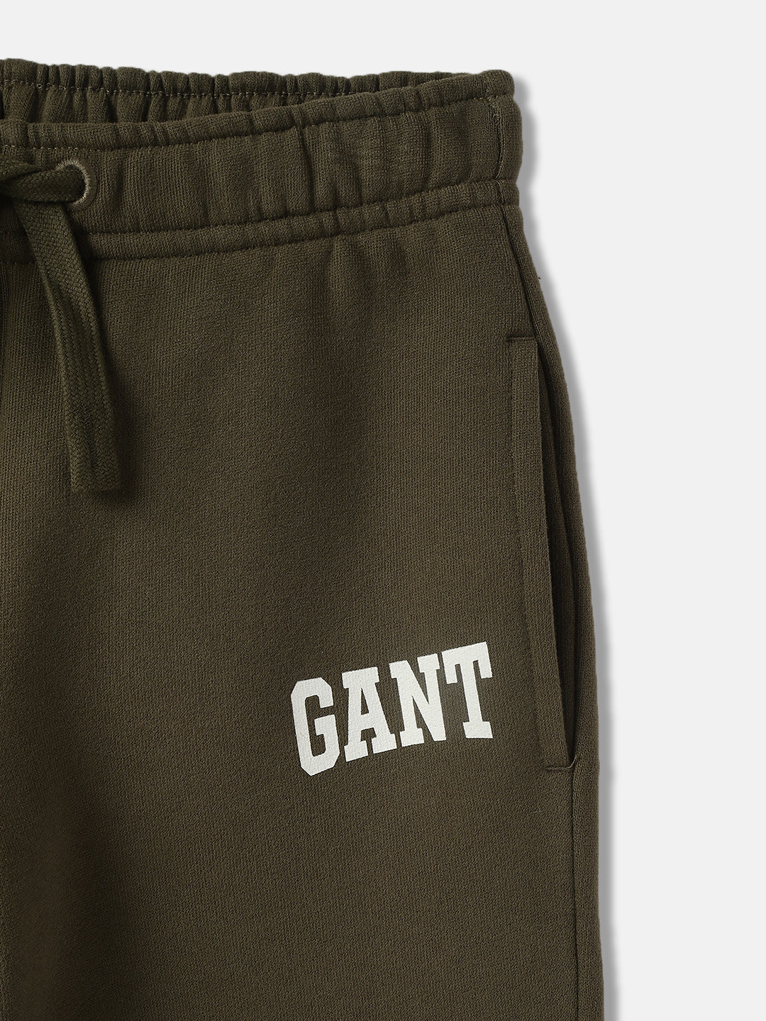 Gant Boys Green Solid Mid-Rise Relaxed Fit Joggers Style Track Pants