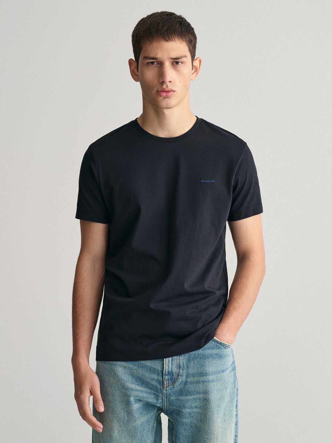 Gant Men Black Solid Round Neck Short Sleeves T-Shirt