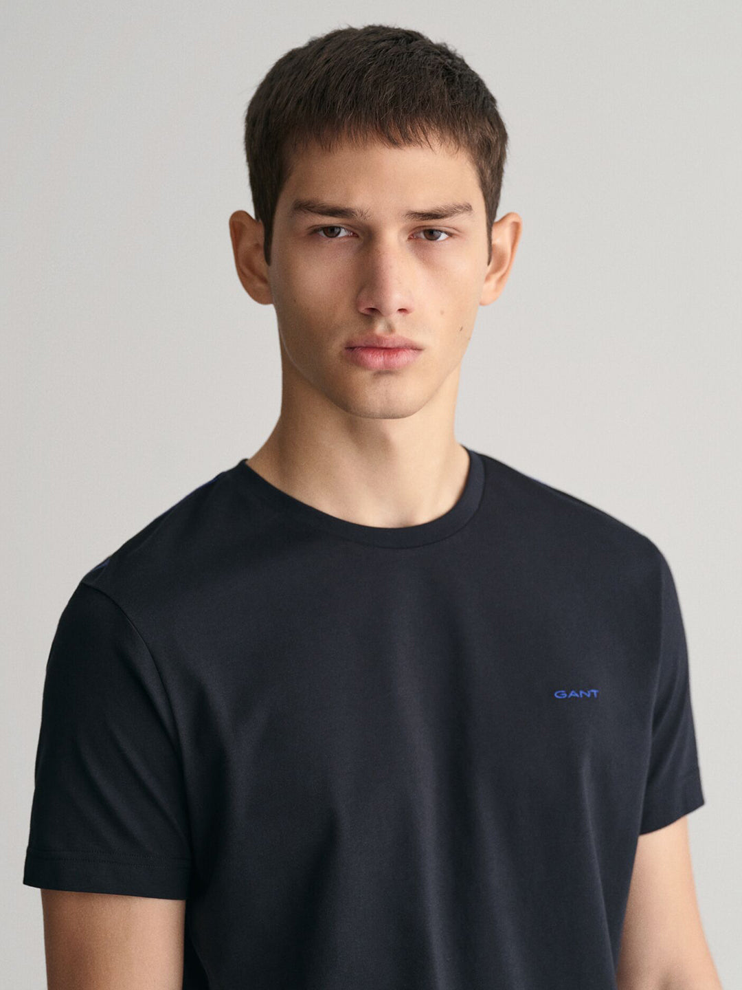 Gant Men Black Solid Round Neck Short Sleeves T-Shirt