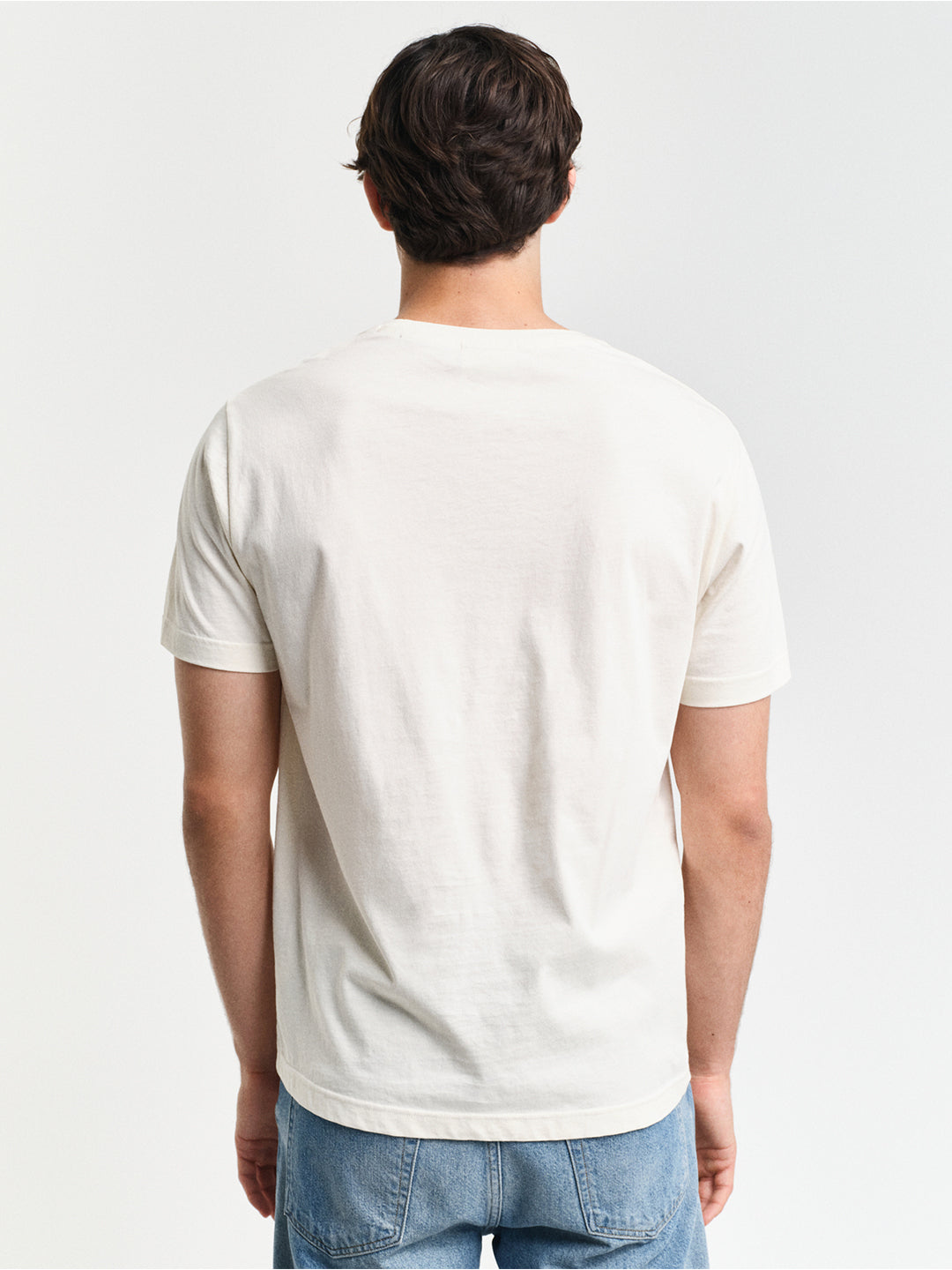 Gant Men Cream Solid Round Neck Short Sleeves Tshirt