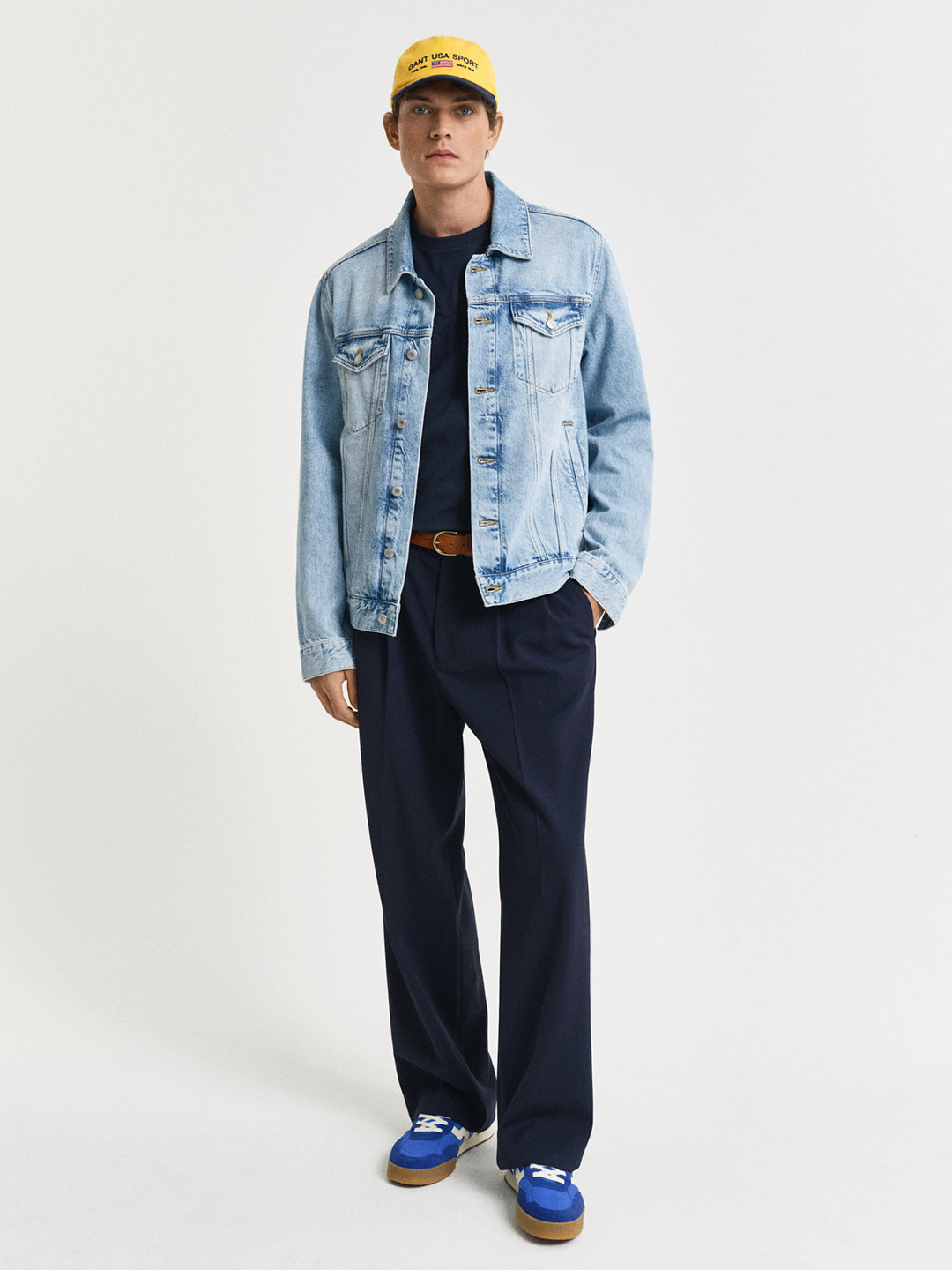 Gant Men Blue Solid Round Neck Short Sleeves T-Shirt