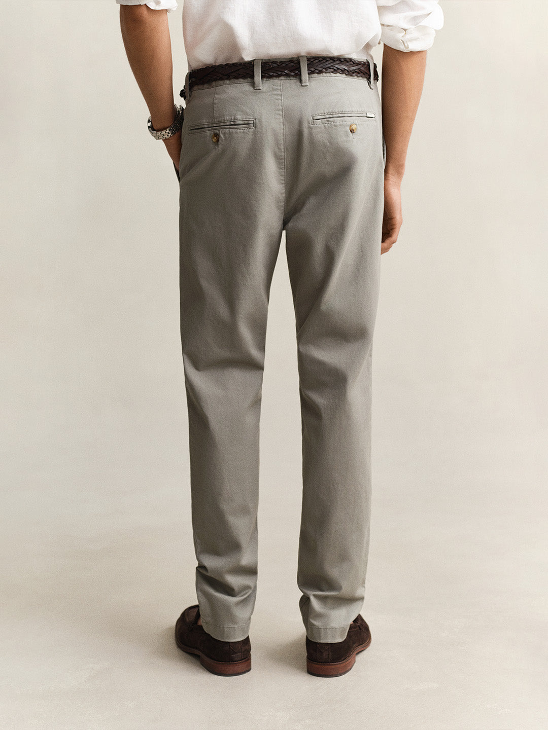 Gant Men Grey Solid Stretchable Slim Fit Trouser