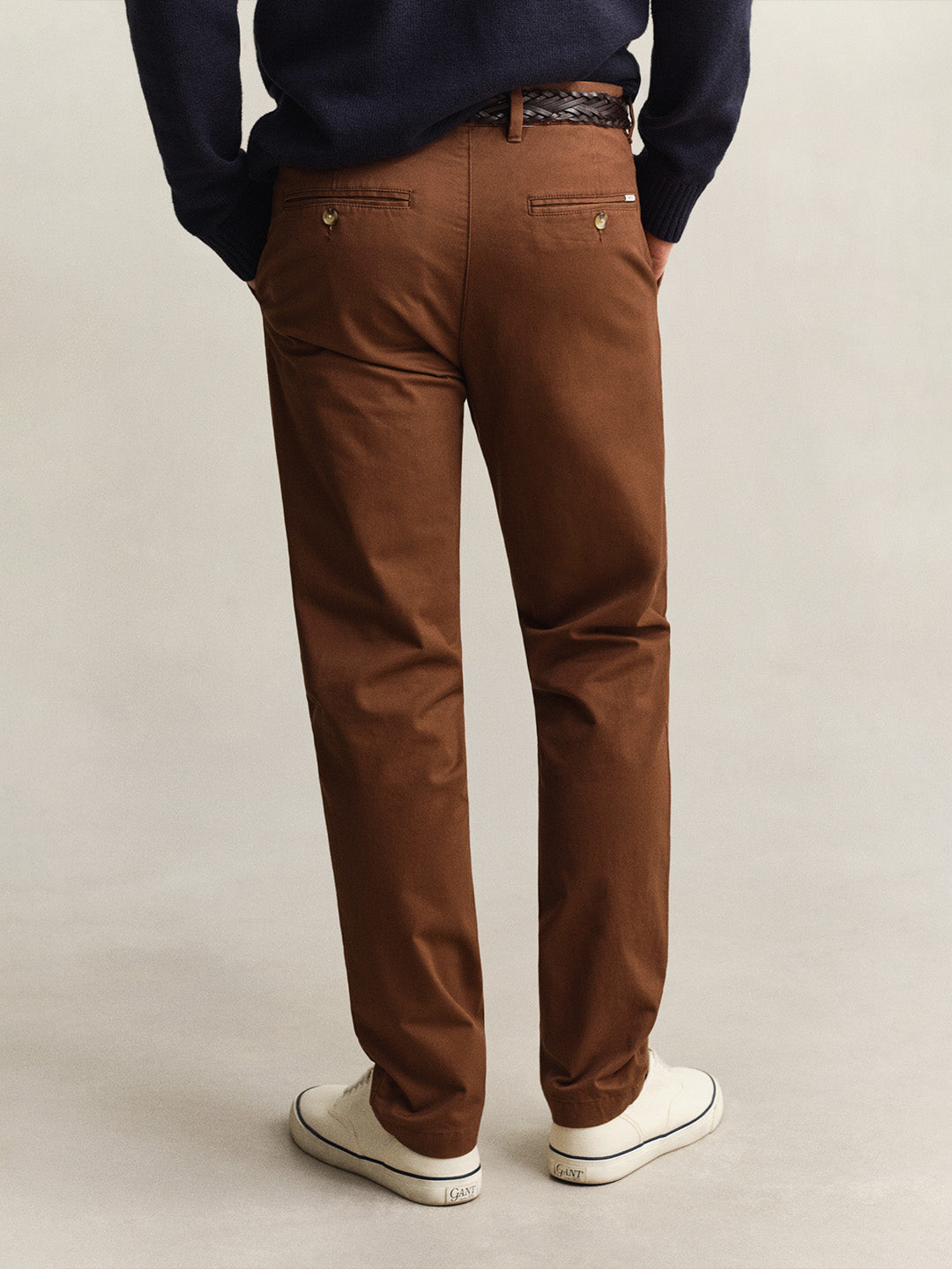 Gant Men Brown Solid Stretchable Slim Fit Trouser