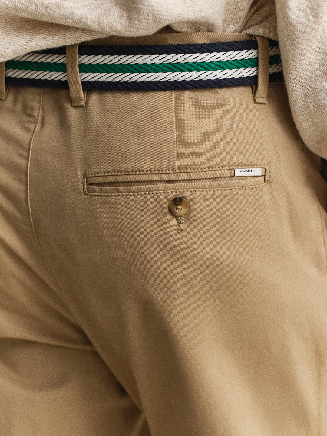 Gant Men Khaki Solid Stretchable Slim Fit Trouser