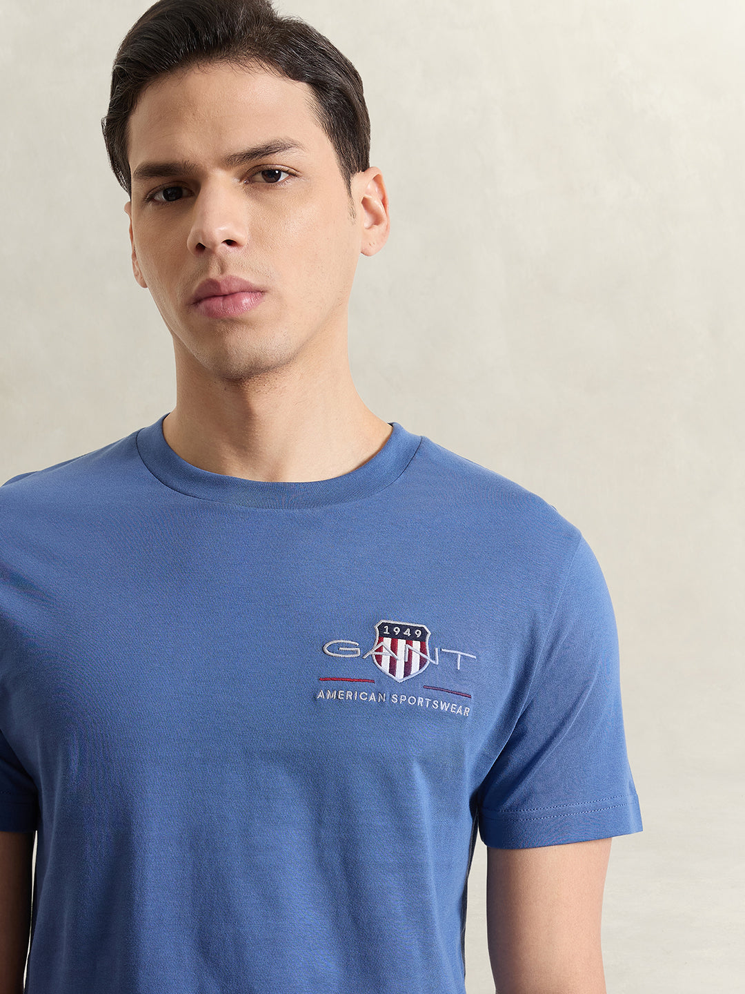 GANT Men Blue Solid T-Shirt