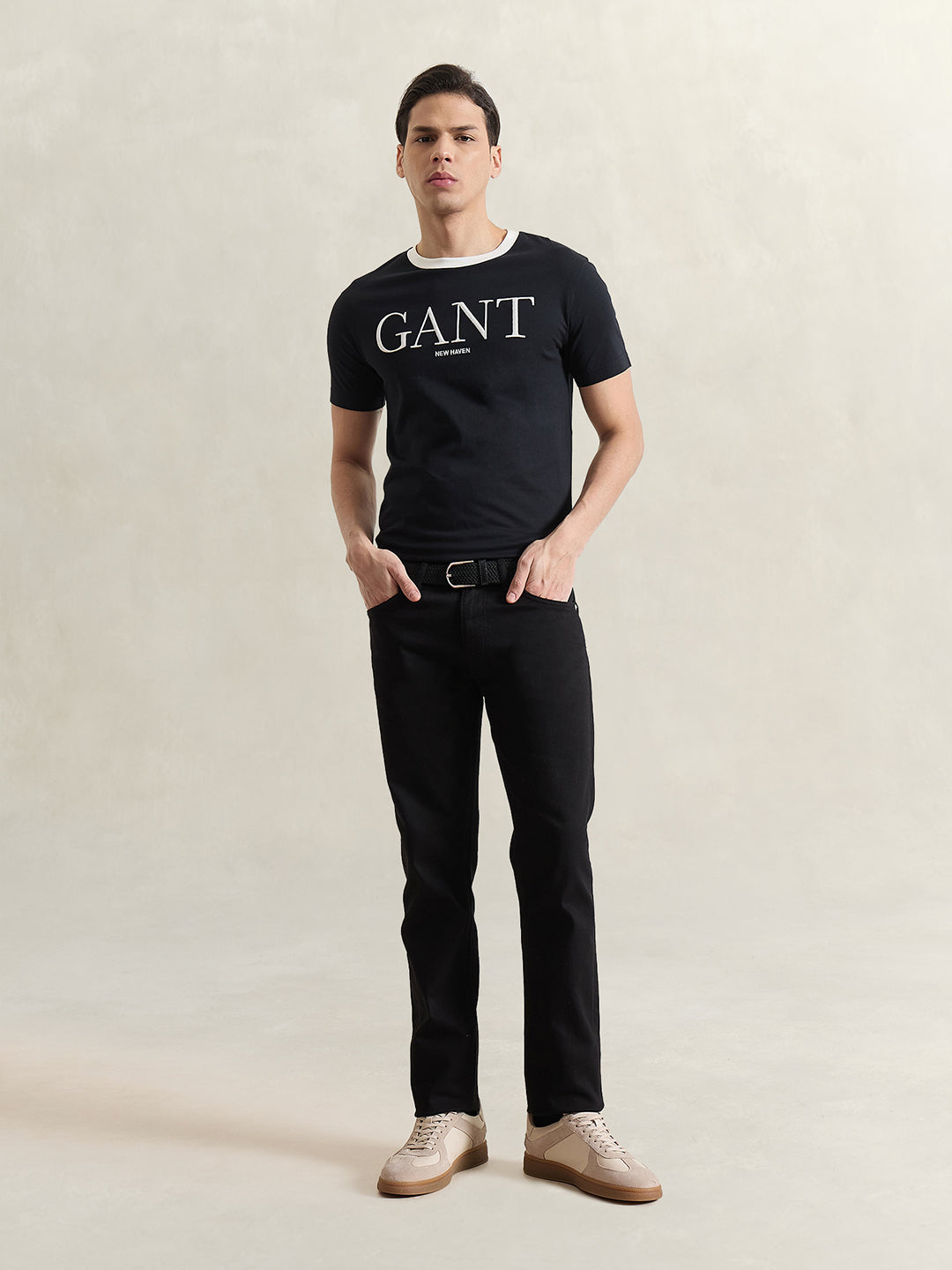 GANT Men Black Solid T-Shirt