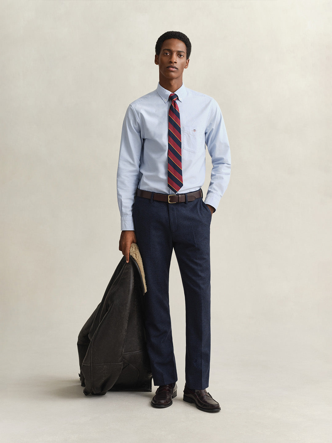 Gant Men Blue Solid Regular Fit Classic Oxford Shirt