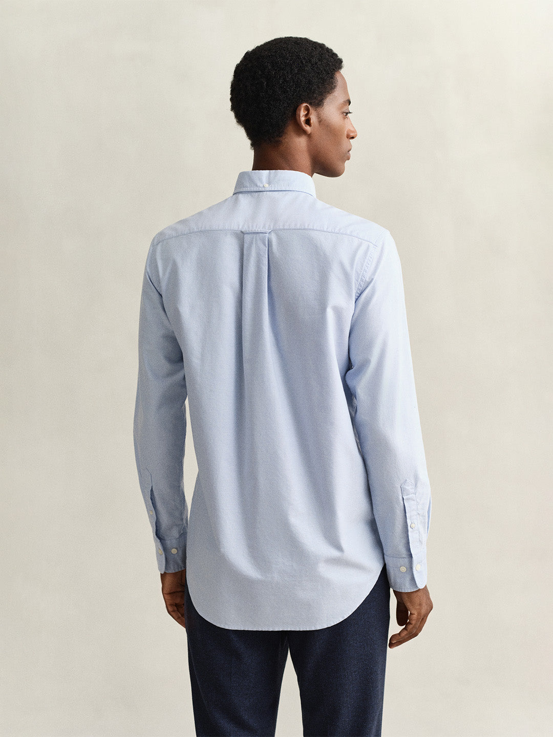 Gant Men Blue Solid Regular Fit Classic Oxford Shirt