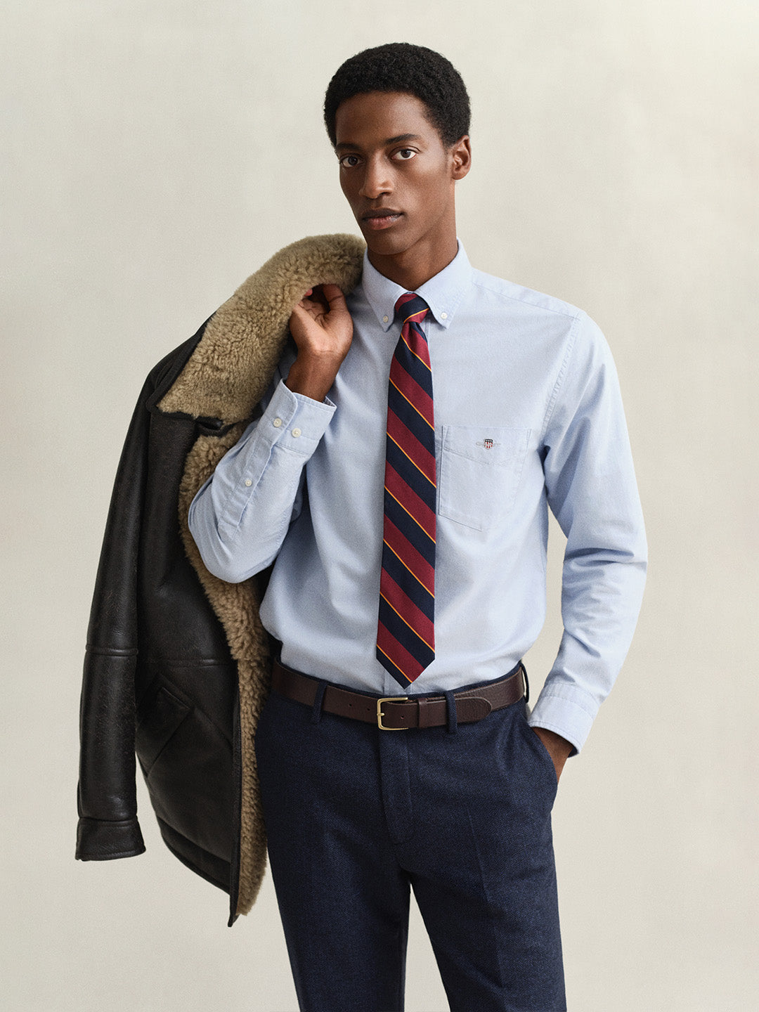 Gant Men Blue Solid Regular Fit Classic Oxford Shirt