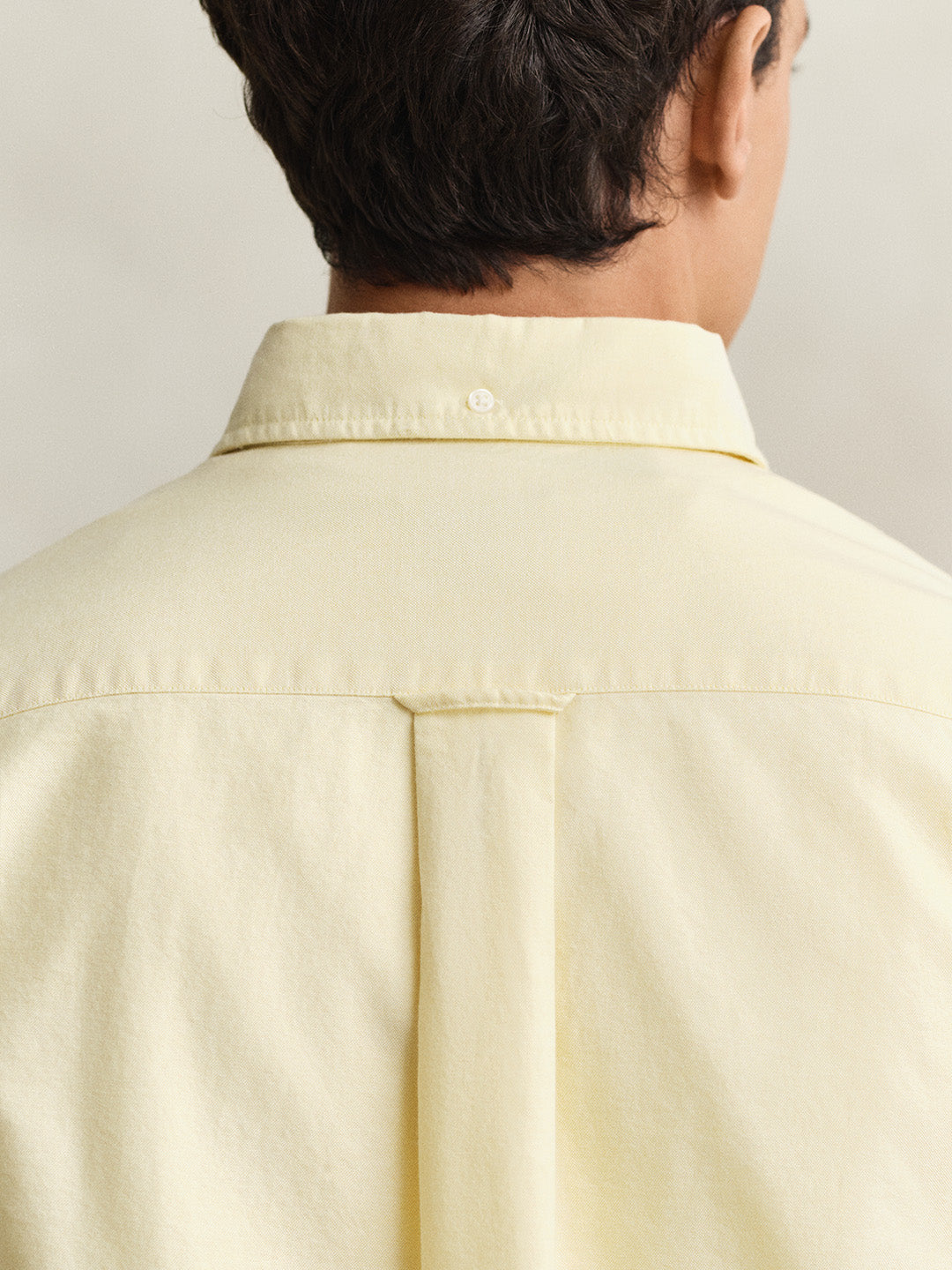 Gant Men Yellow Solid Regular Fit Classic Oxford Shirt