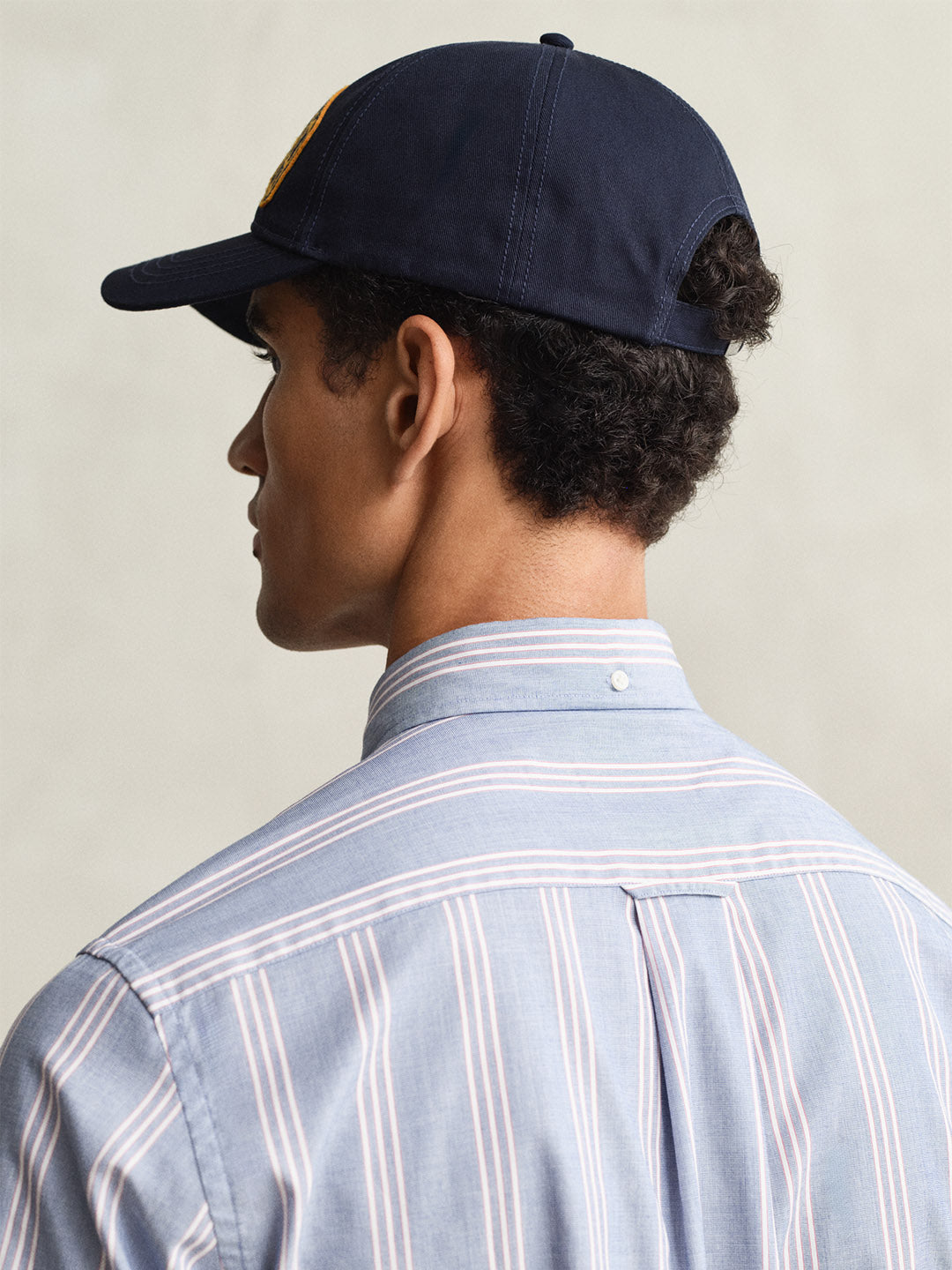 Gant Men Blue Striped Regular Fit Poplin Shirt