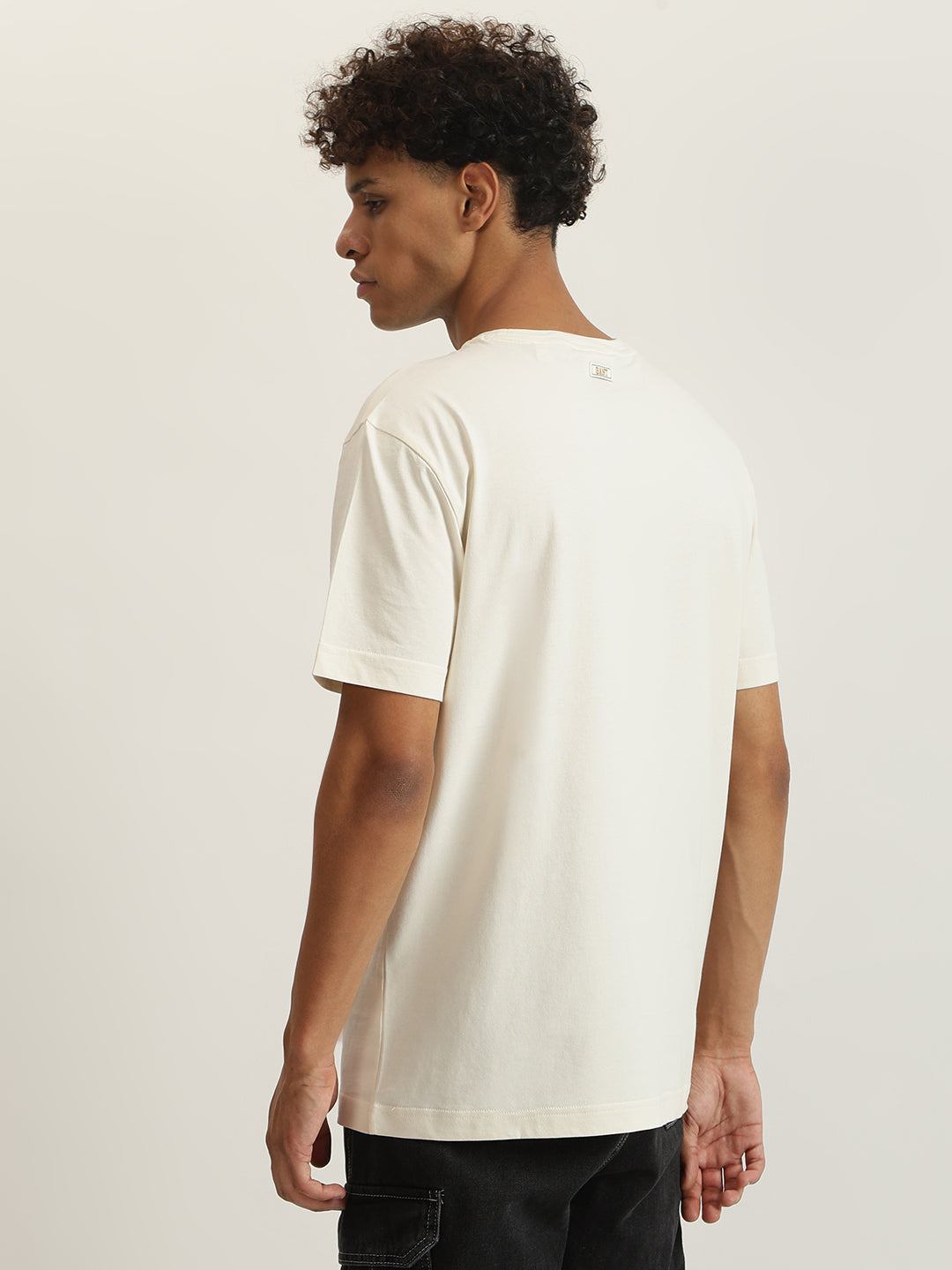 Gant Men Solid Round Neck Short Sleeves Tshirt
