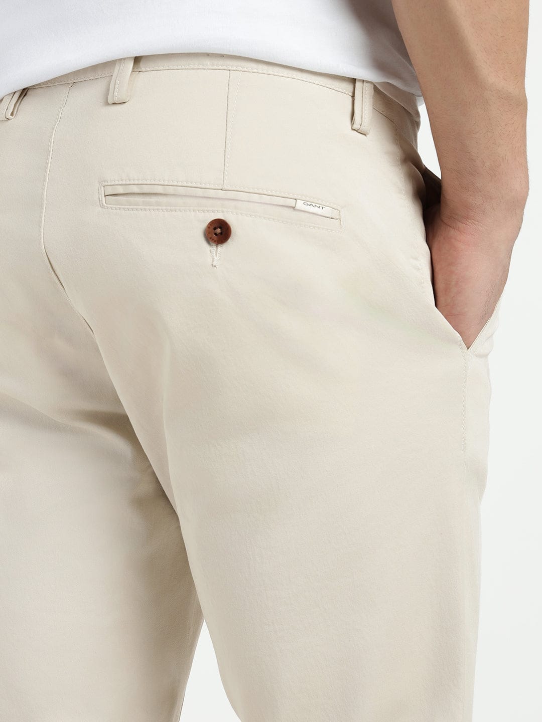 Gant Men Cream Slim Fit Solid Trouser