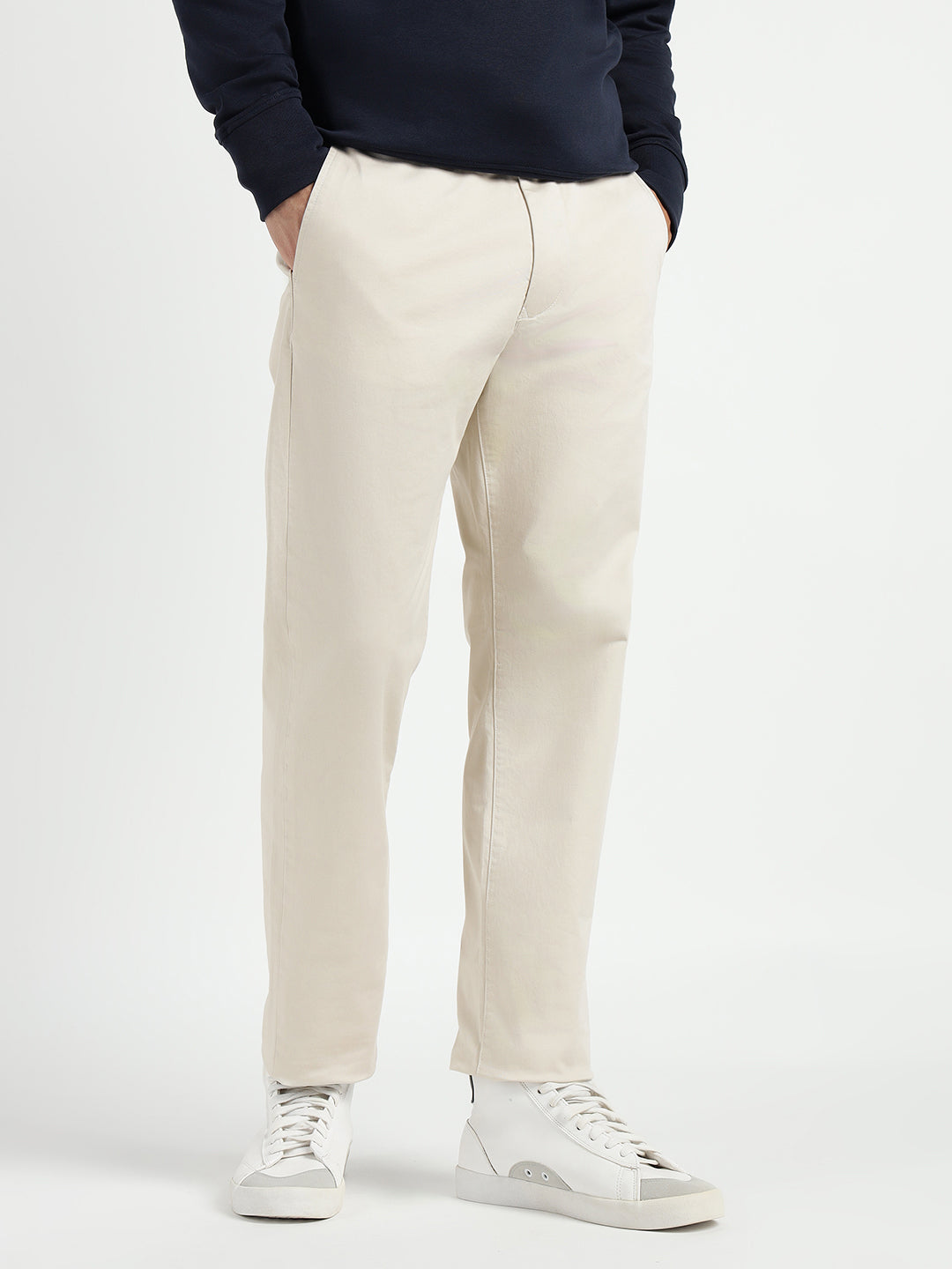 Gant Men Cream Regular Fit Solid Trouser