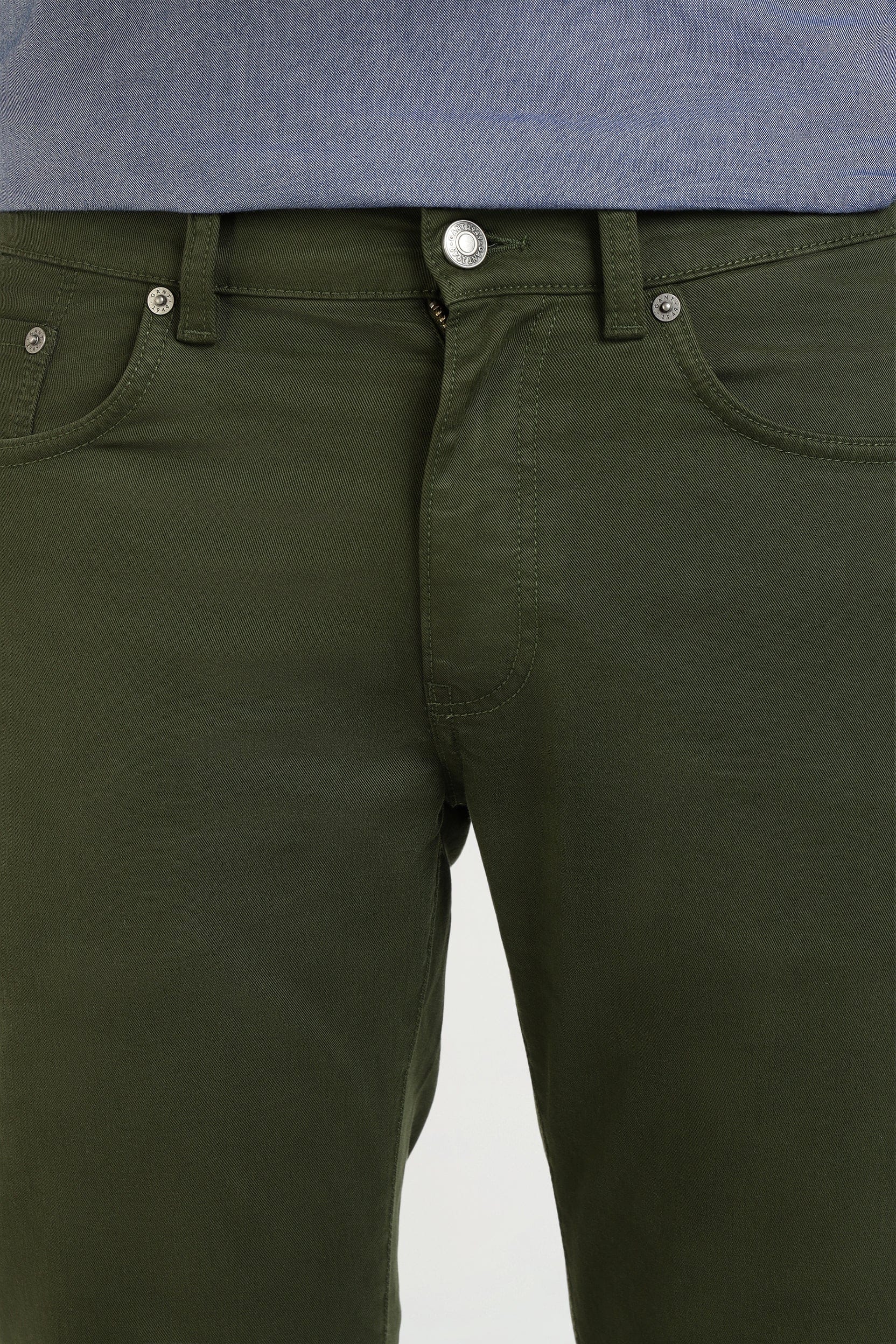 Gant Men Green Slim Fit Solid Jeans